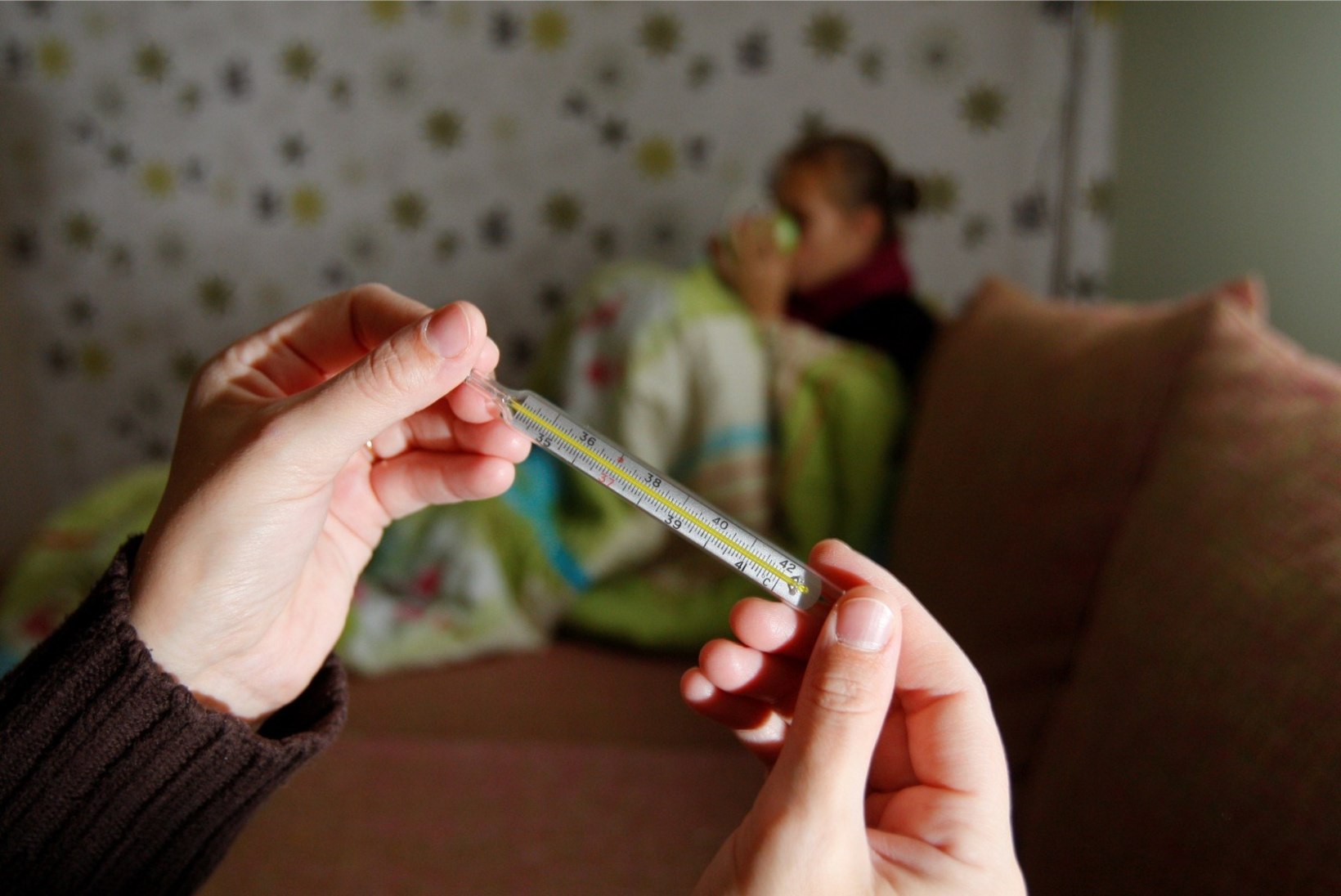 PÕHJALIK JUHEND: perearstid õpetavad, kuidas ravida kodus ägeda haigusega last