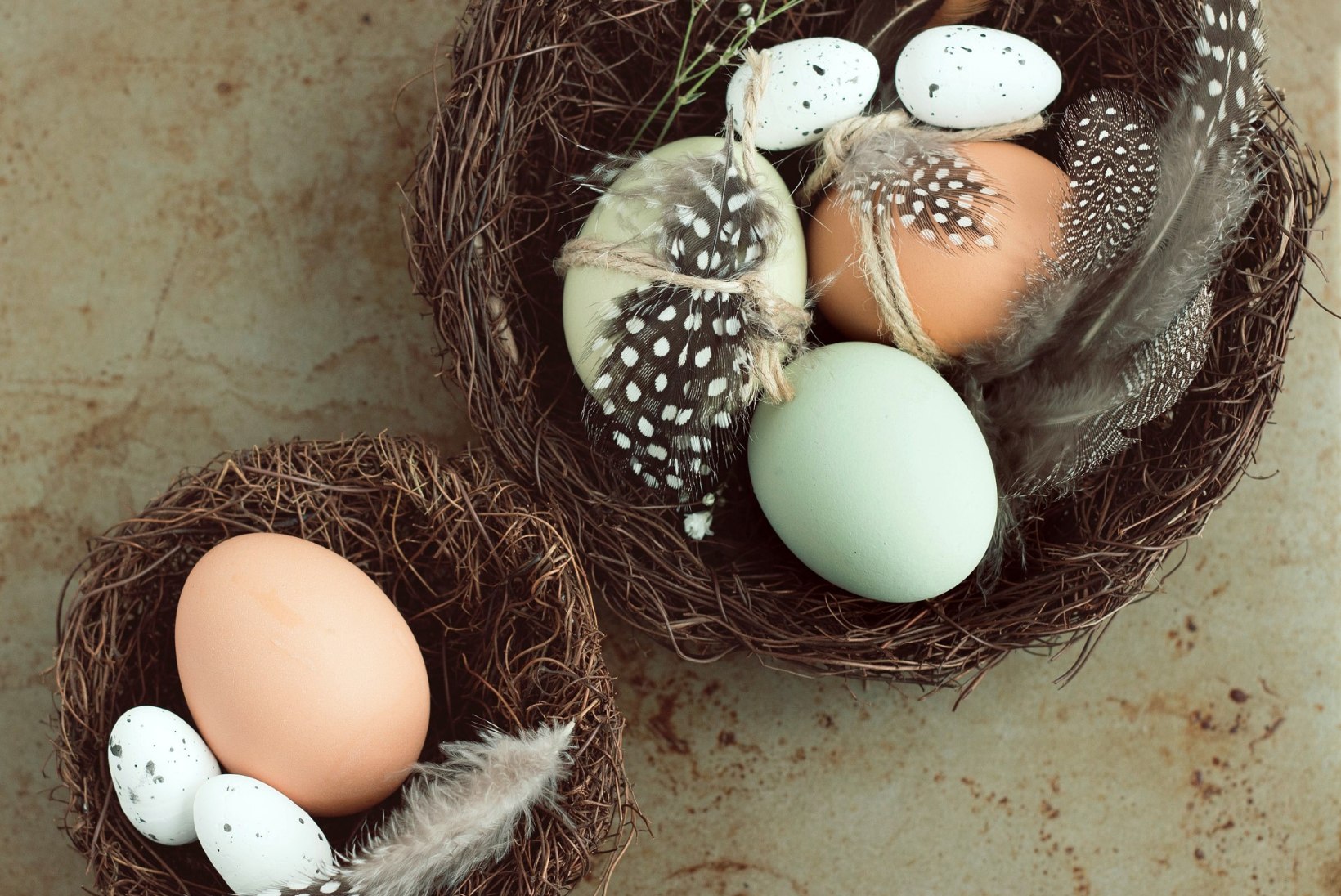 INSPIRATSIOONIKS | Kodu pühadeks kauniks! Pidurüüs munad loovad meeleolu