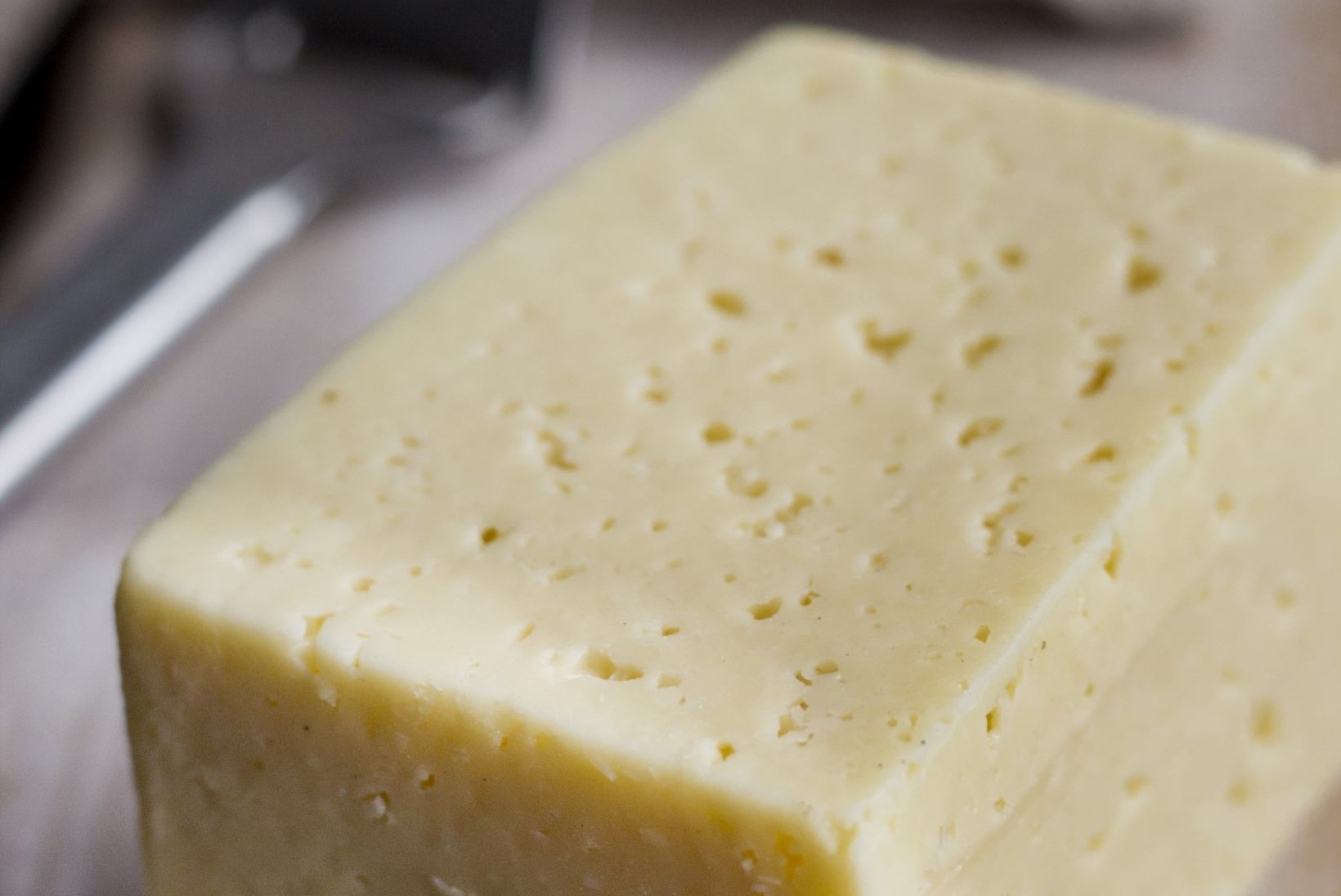 LUGEJA KÜSIB | Kas juustu võib sügavkülmutada?