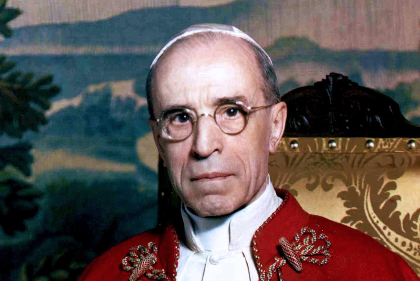 Vatikan avas uurijatele vastuolulise paavsti arhiivid