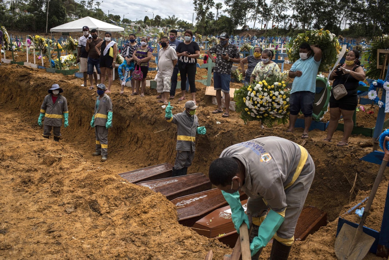 Brasiilia president surmajuhtumite hüppelise tõusu kohta: „Mis siis?“