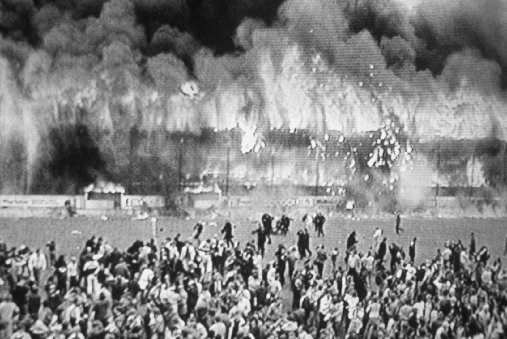 Täna 35 aastat tagasi: kustutamata sigaretikoni põhjustas jalgpalliajaloo ühe suurema tragöödia