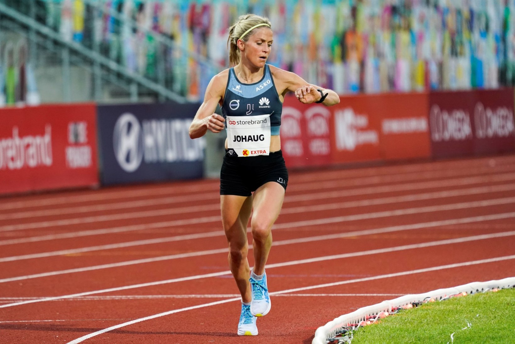 Therese Johaug jooksis 10 000 meetrit nobedamini kui võitja Berliini EMil