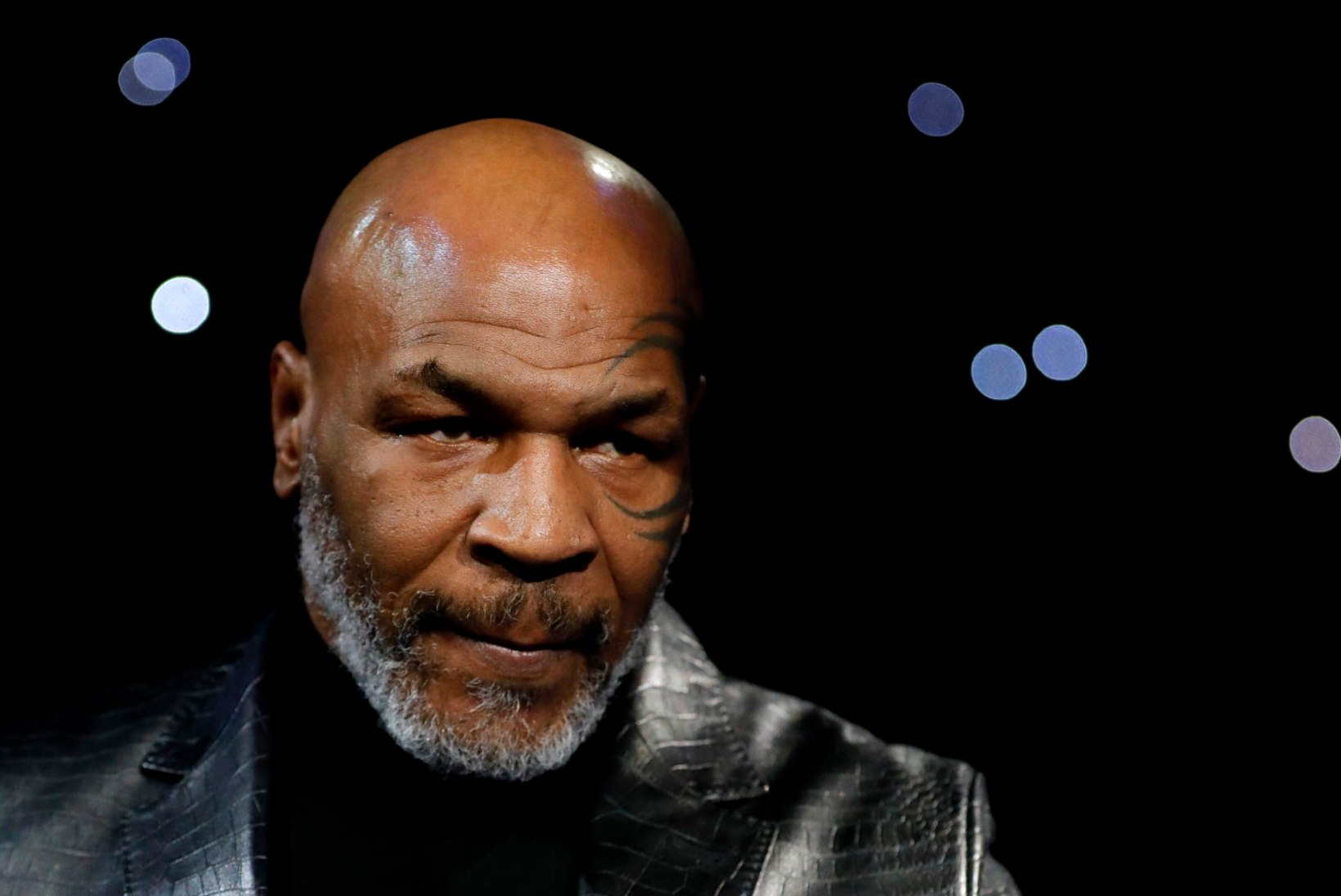 Mike Tyson potentsiaalsele vastasele: kui tahad teenida 100 miljonit, poksi minuga!