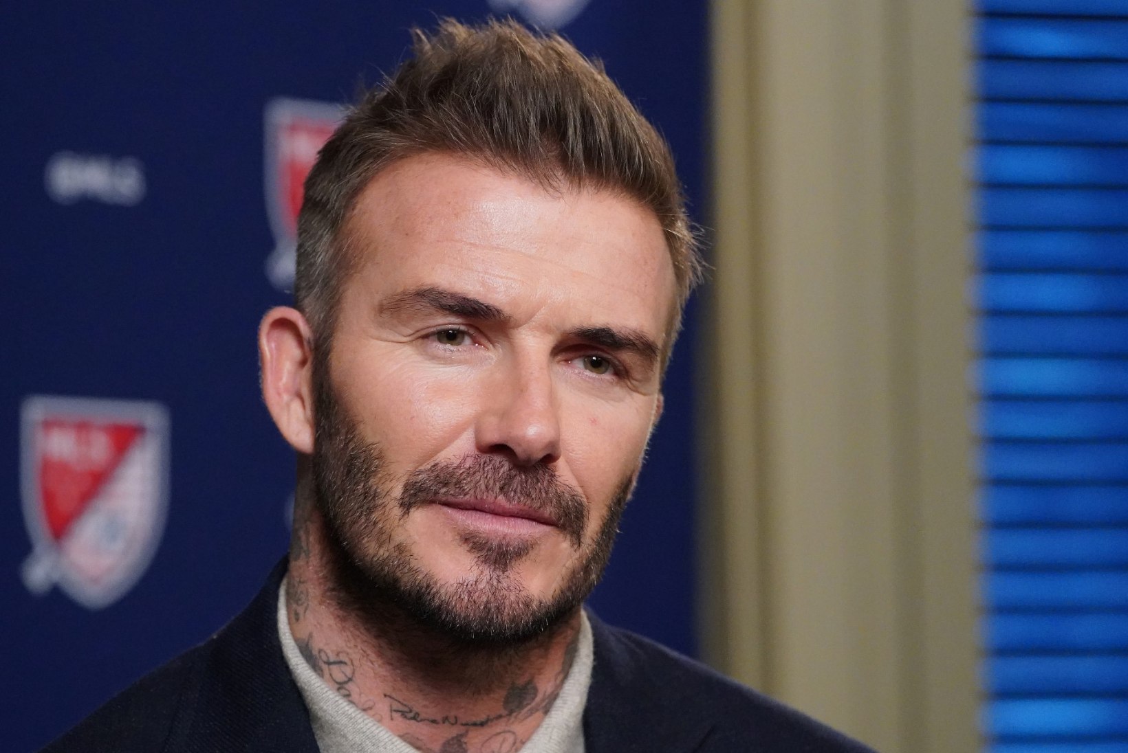 KAE HULLU! David Beckham sukeldus pea ees e-spordi kirevasse maailma