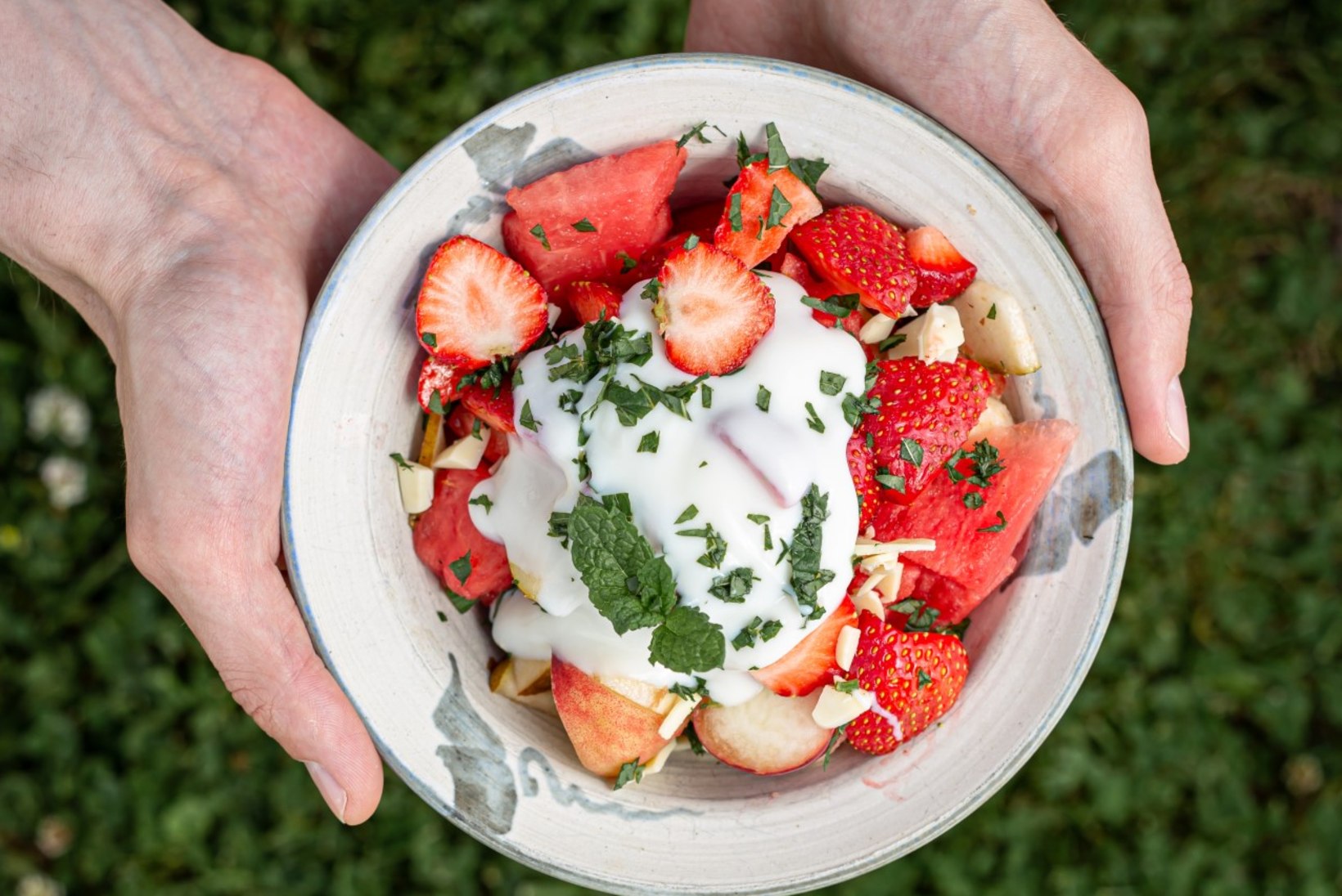 Suvised maasikasalatid – 15 minutit ja valmis!