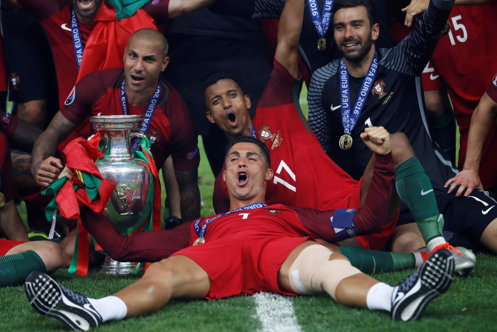 VIDEO | Enneolematu draama täna neli aastat tagasi: Portugal kaotas mängu alguses Ronaldo, aga võitis EMi