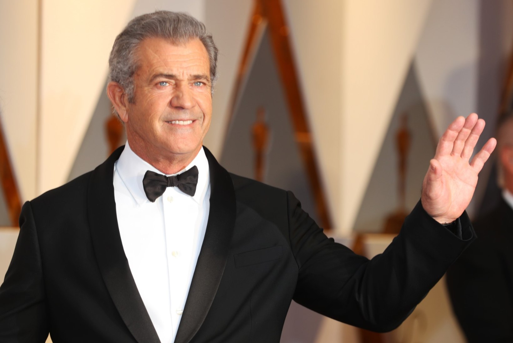 Mel Gibson veetis koroonaviiruse tõttu nädala haiglas