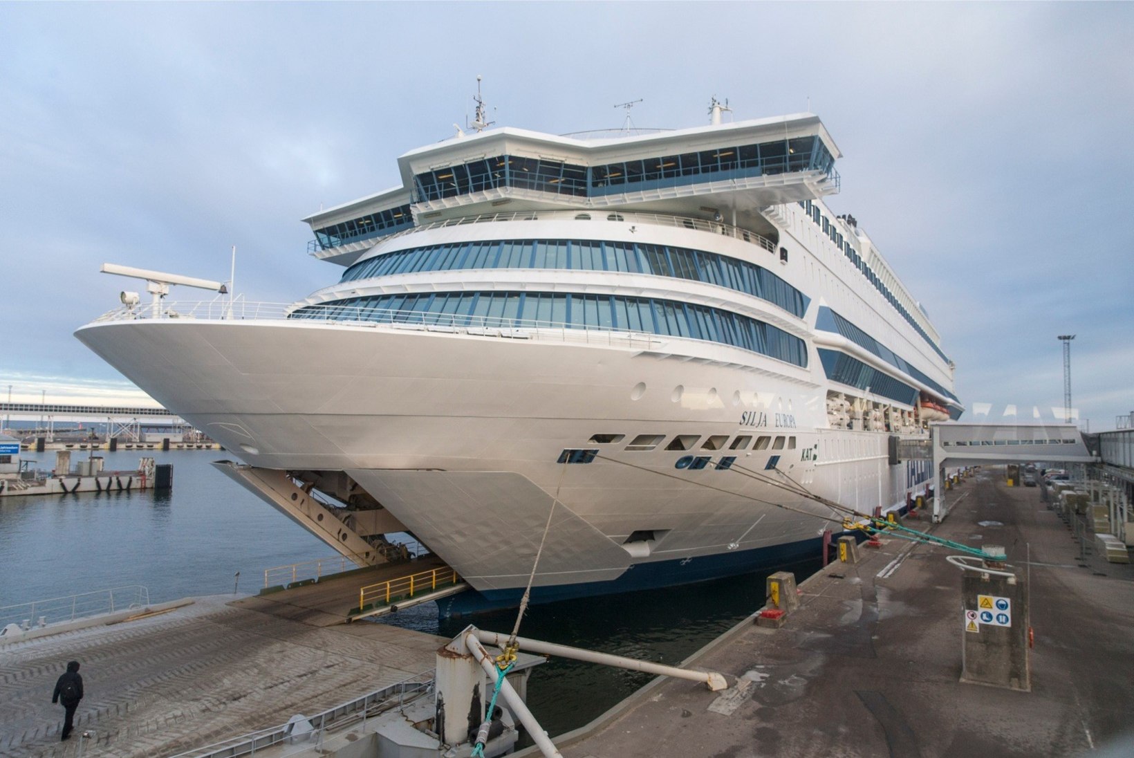 Soome terviseamet: Helsingi-Tallinna kruiisilaeval liikus ringi koroonaviiruse sümptomitega inimene, on teateid haigestunutest