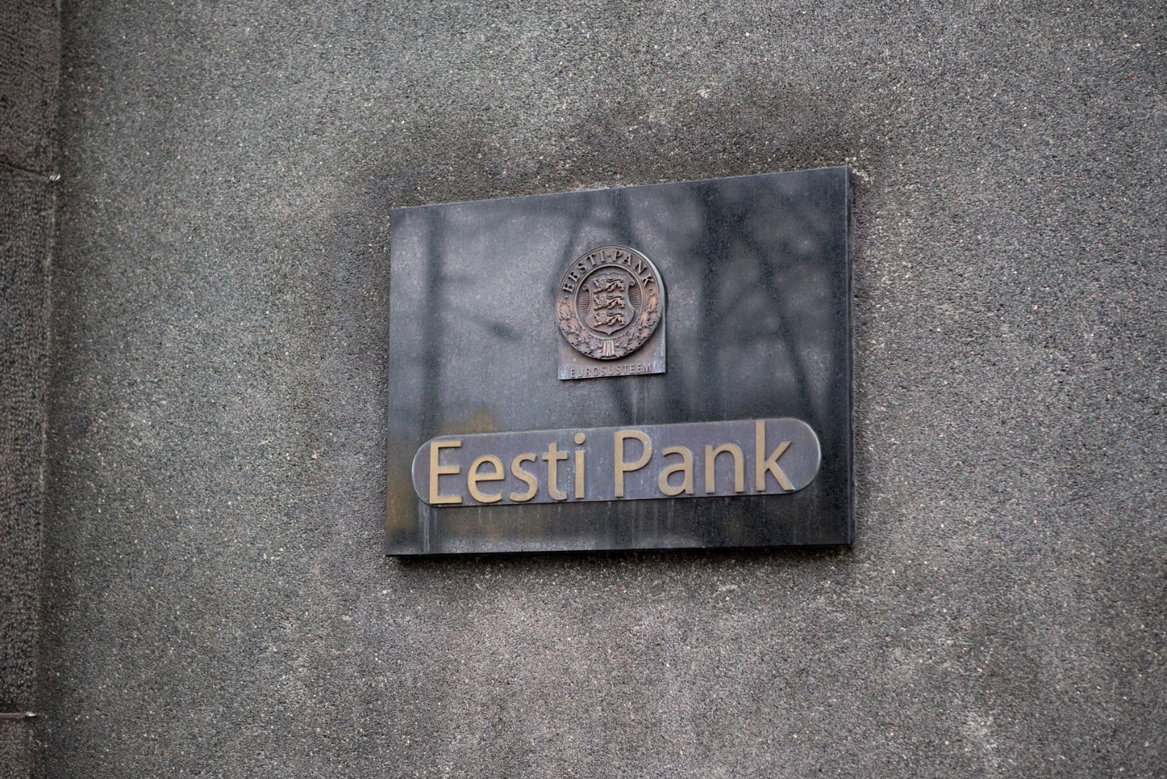 Tõnis Erilaiu lehesaba | Kuidas Eesti Panga pealaekur endale raha tegi