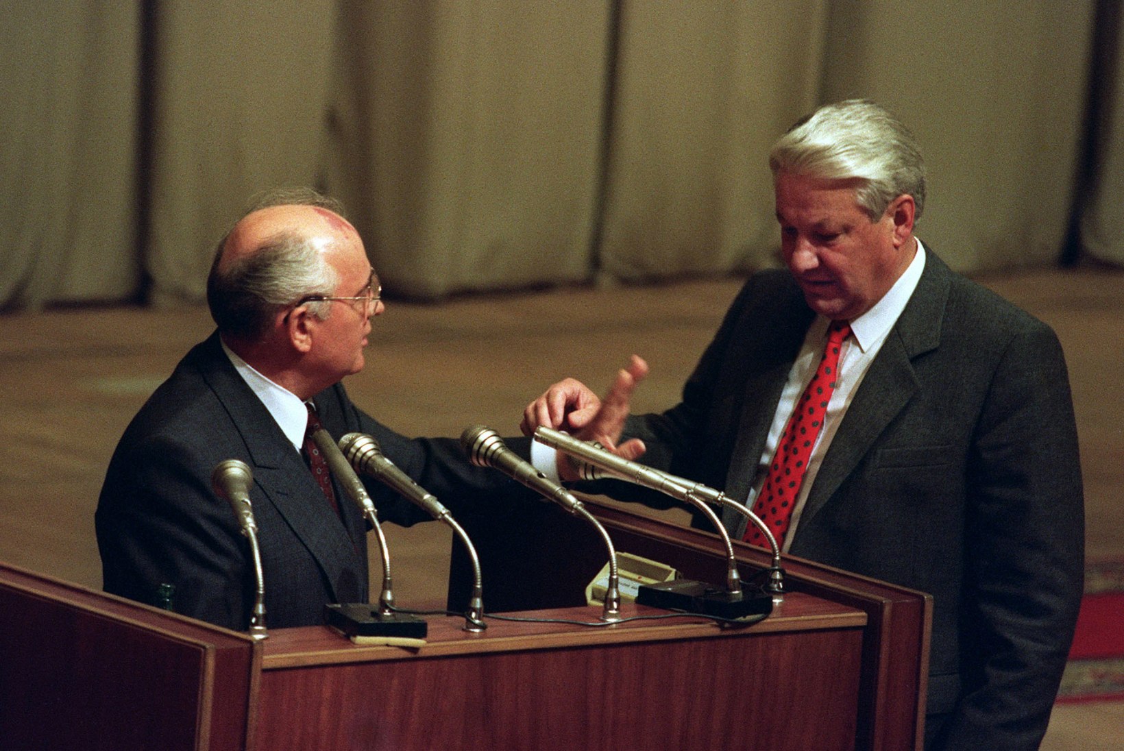 AUGUSTIPUTŠ 1991: Mihhail Gorbatšovi reetsid tema enda valitud lähikondlased