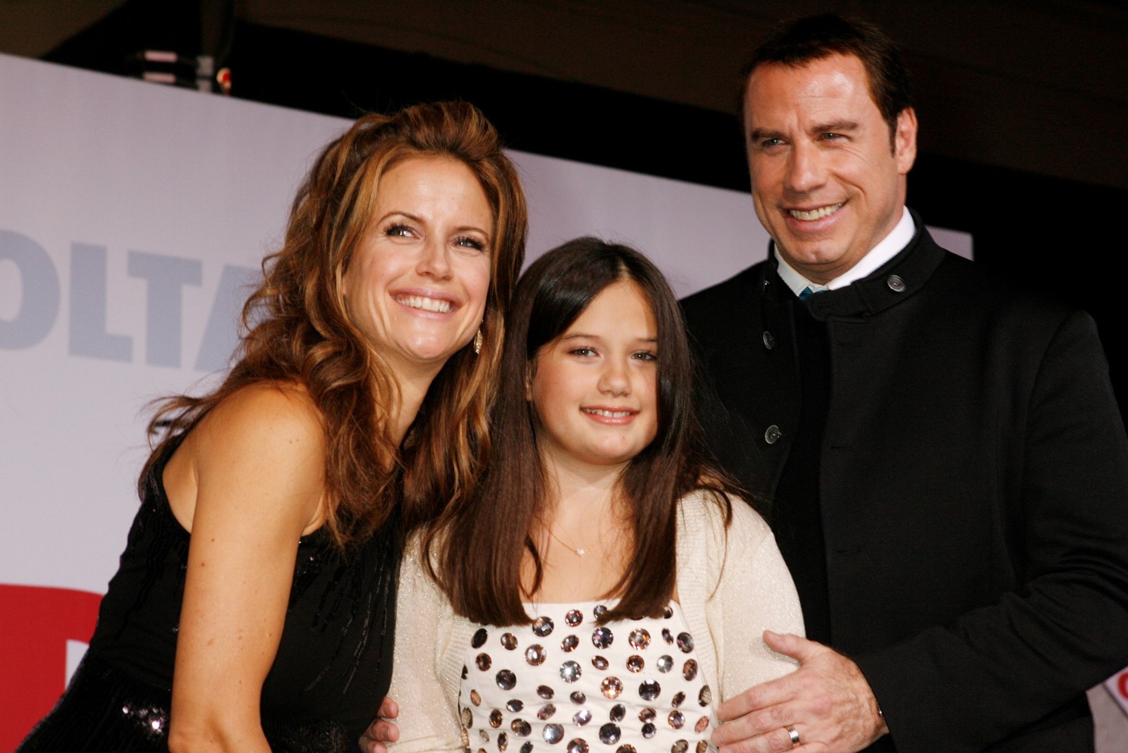 VIDEO | Travolta tantsib koos tütrega oma kadunud naise mälestuseks