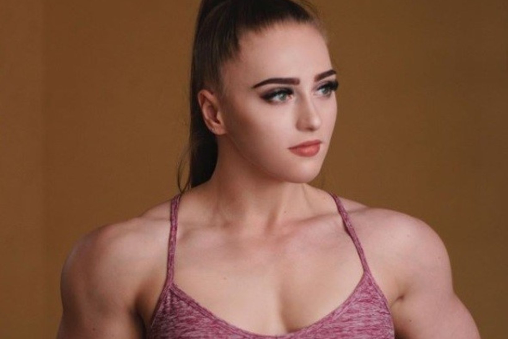 FOTOD | Venemaal laineid lööv lihaseline „Muskli-Barbie“: „Tahan saada nii suureks kui võimalik!“