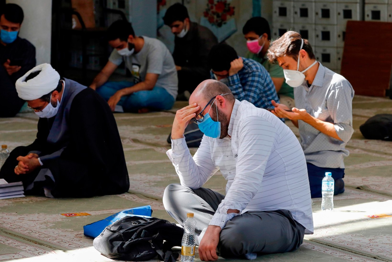 BBC: andmeleke paljastas Iraani tegeliku koroonasurmade arvu