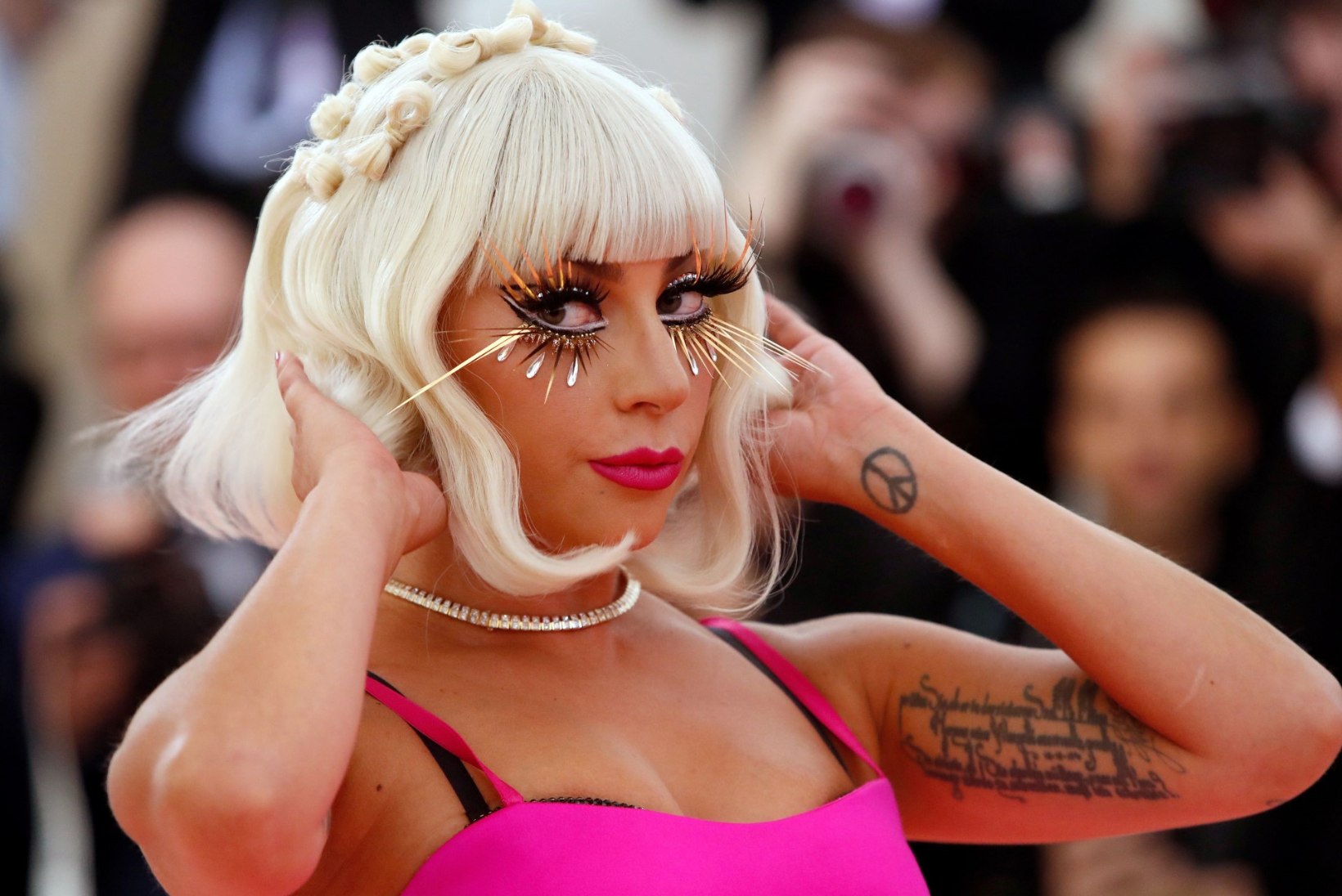 Lady Gaga näitas viimaks meigivaba nägu