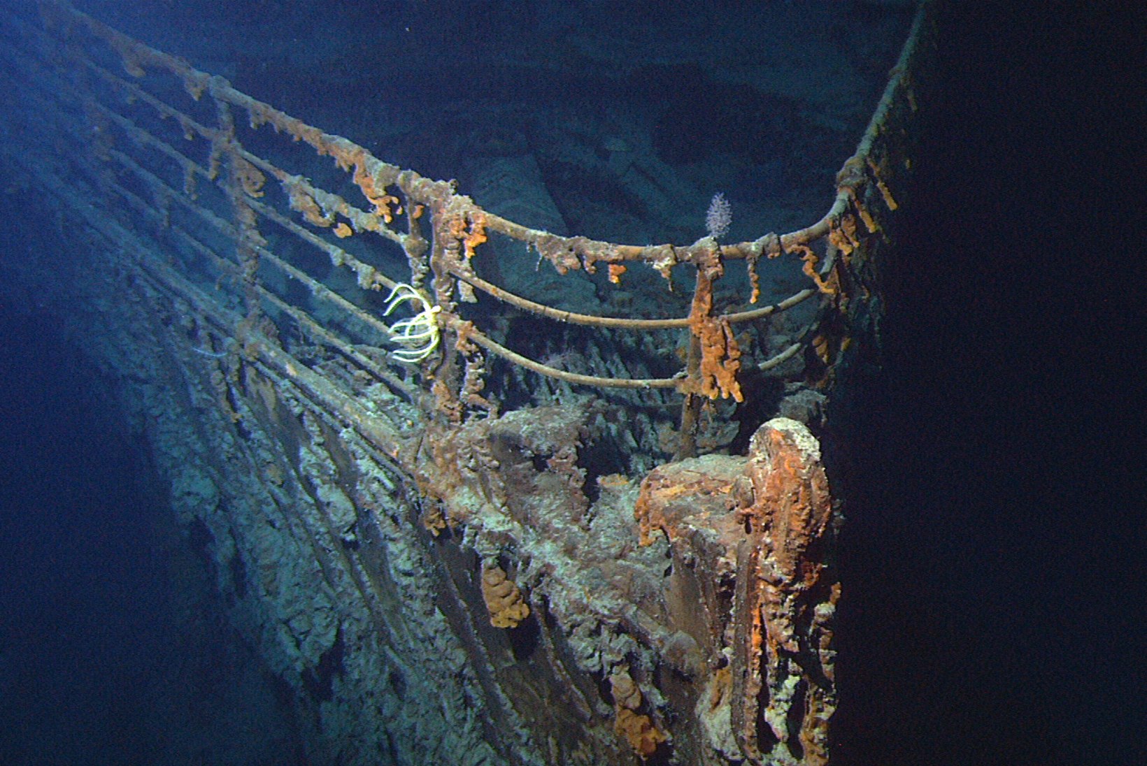 Mis juhtus 1985. aastal? Pikk sai jõudis Mustamäele müüki, leiti Titanicu vrakk