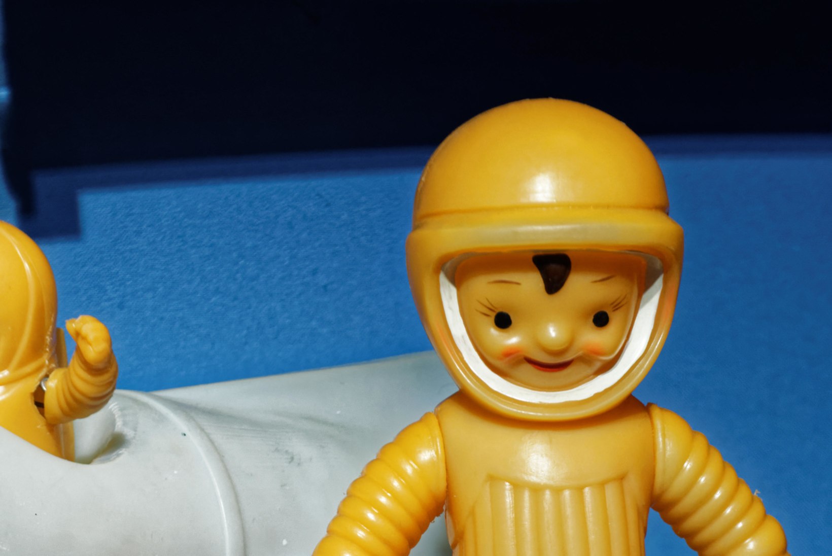 LASTE OMA KOSMOS: ihaldatud mänguasjad olid kosmonaut Totu ja kuukulgur