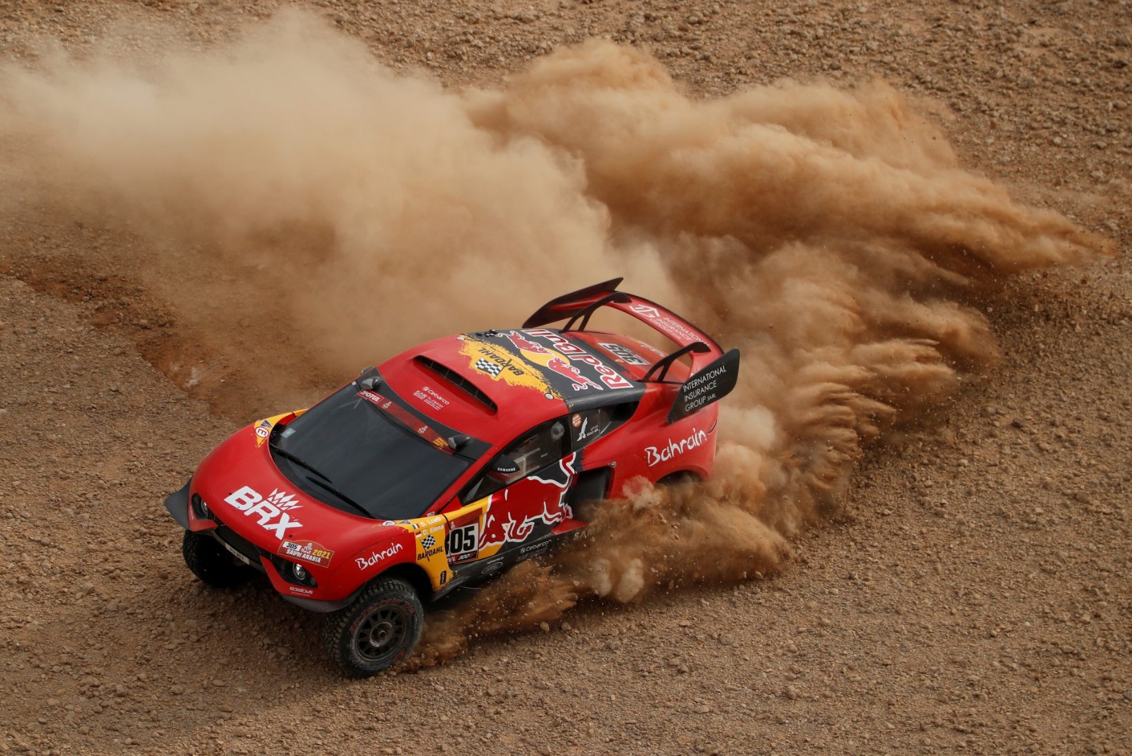 Pidevalt probleemidega võidelnud Loeb oli sunnitud Dakari ralli katkestama