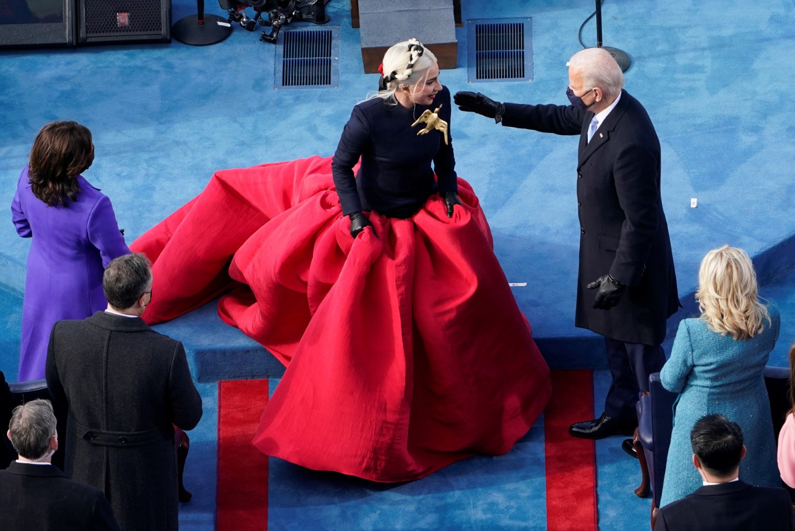 PRINTSESS LEIA! Presidenditseremoonia meemitäheks kujunes Lady Gaga