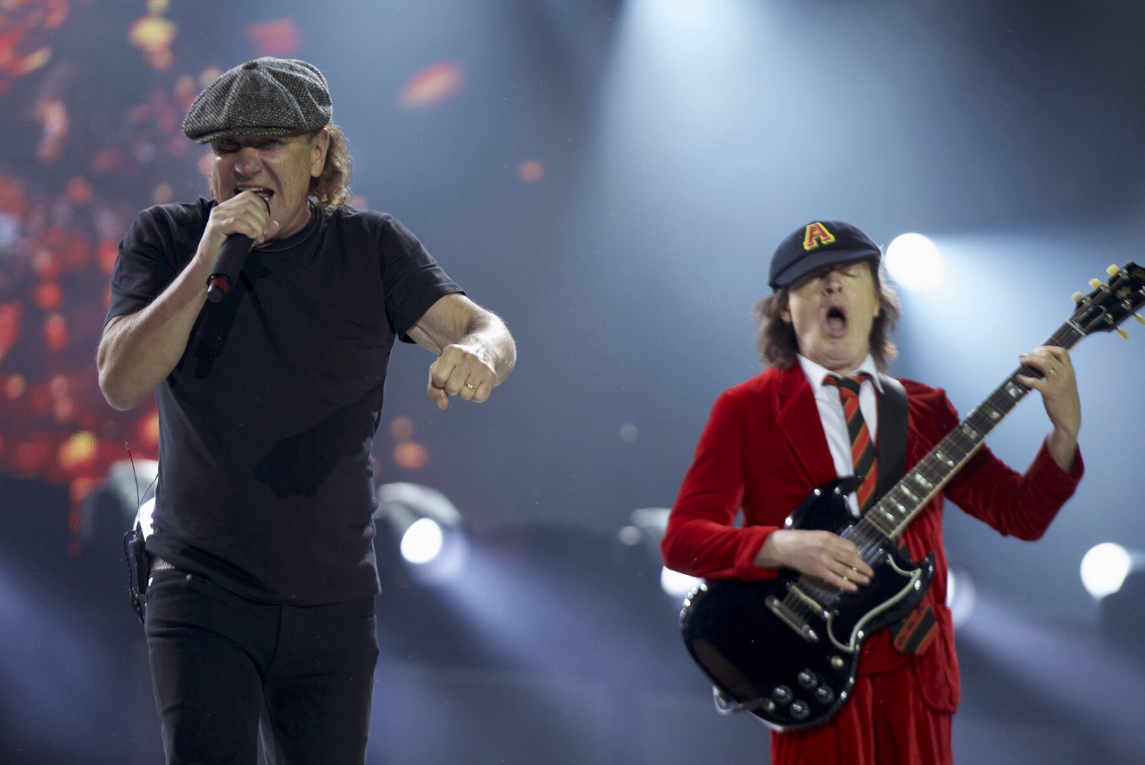 AC/DC uus muusikavideo näitab, et vanameistrid suudavad siiani rokkida