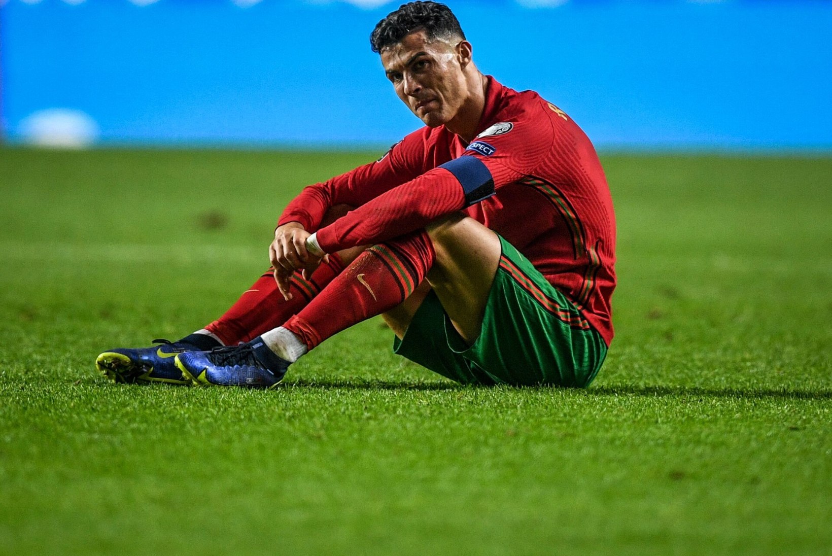 VIDEO | Miks oli Ronaldo nii endast väljas? Portugali treener: „Ta lasi emotsioonidel kõlada.“