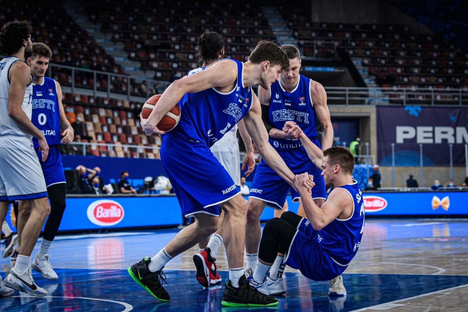 VIDEO | FIBA kommentaatori julge avaldus ajas Eesti kossusõpradel harja punaseks