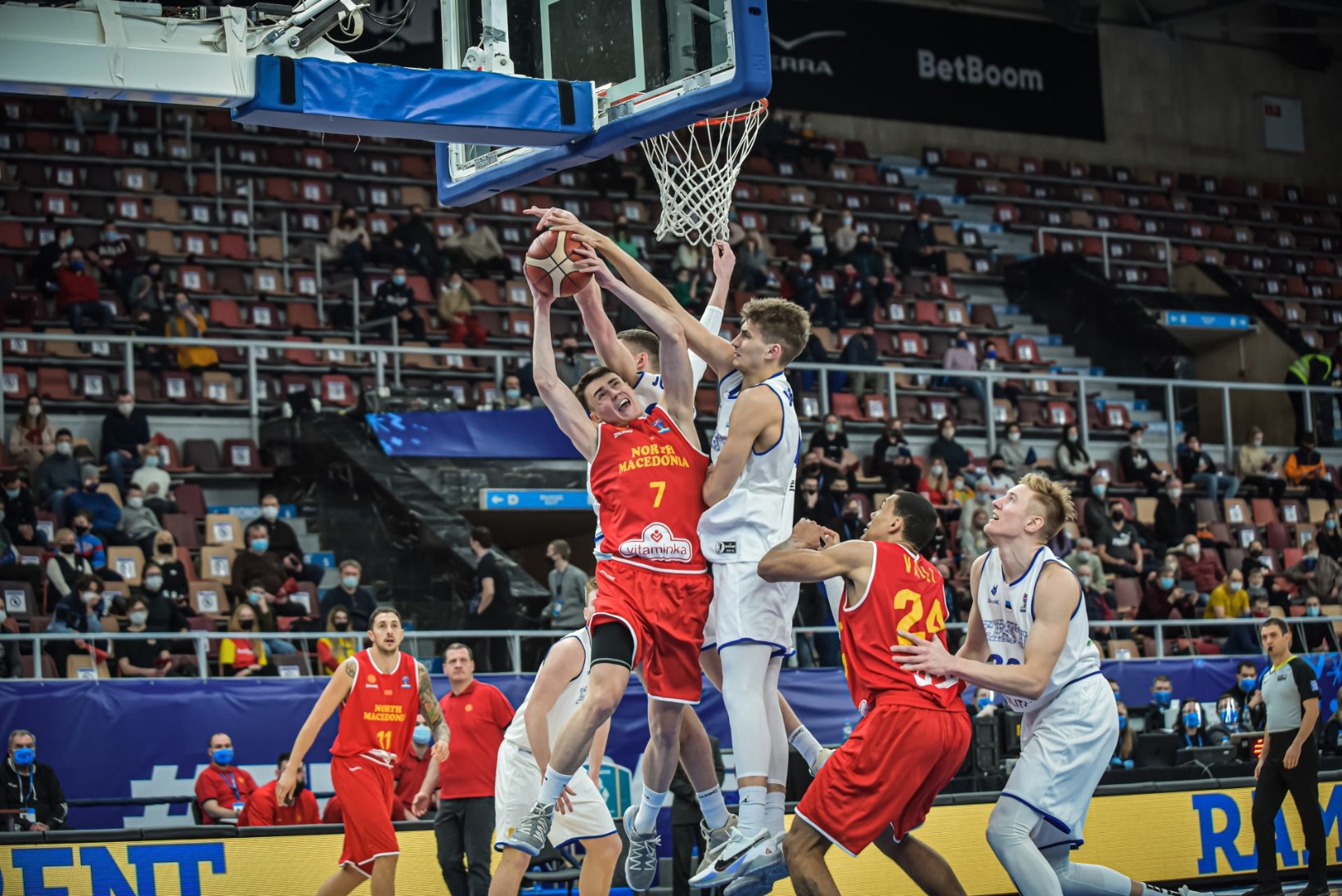 BLOGI JA GALERII | TEHTUD! Eesti korvpallikoondis kaotas Põhja-Makedooniale, aga jõudis EM-finaalturniirile!