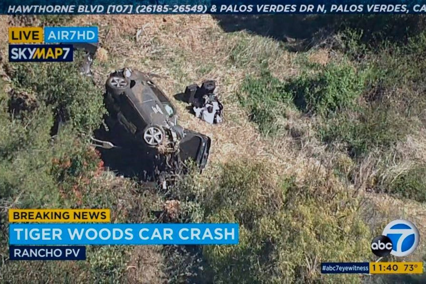 USA staar Tiger Woods tegi raske avarii, päästjad pidid ta autost välja lõikama