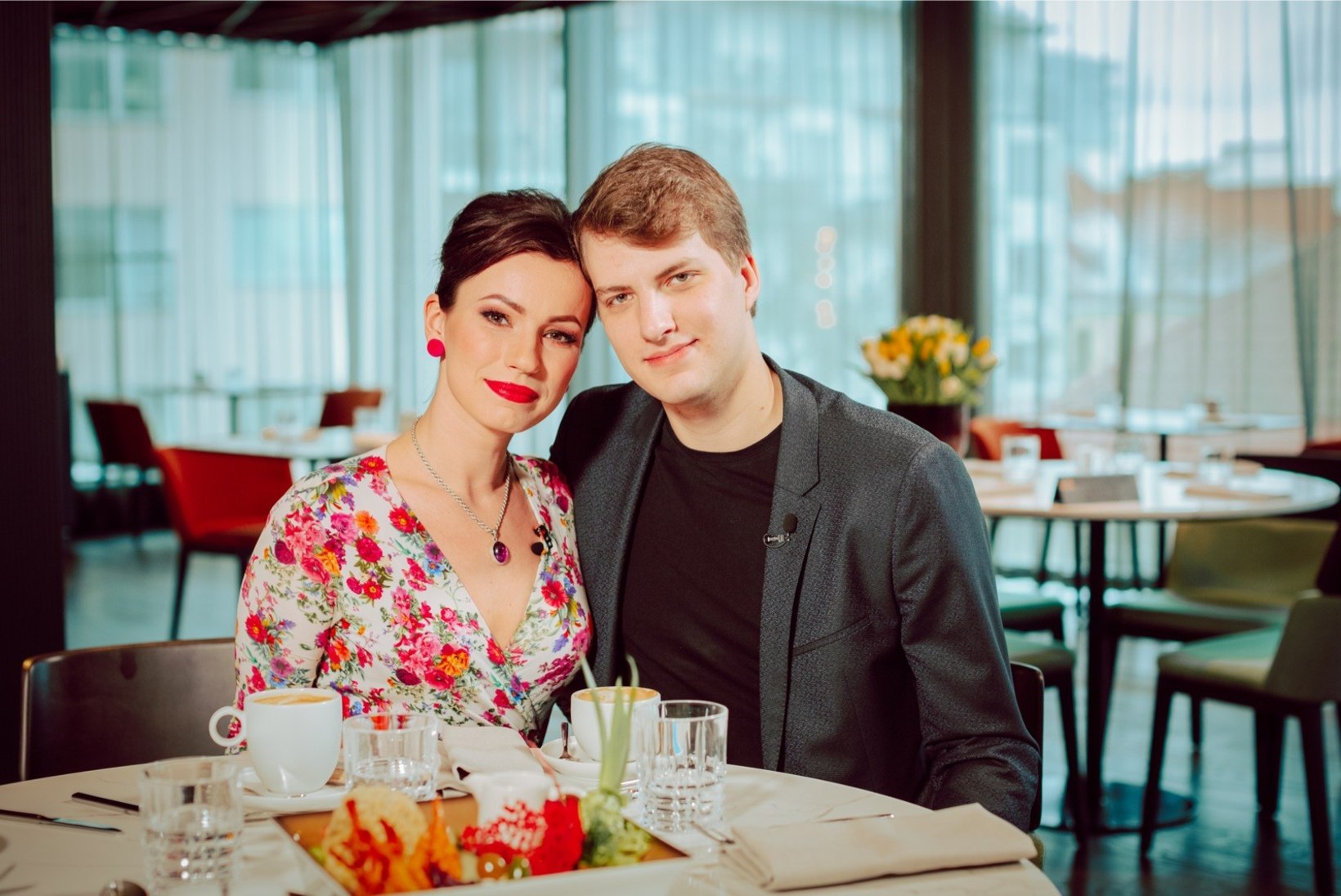 VIDEO | Meeleolukas hommikusöök Silvia ja Marceliga ühes Tallinna romantilisemas hotellis