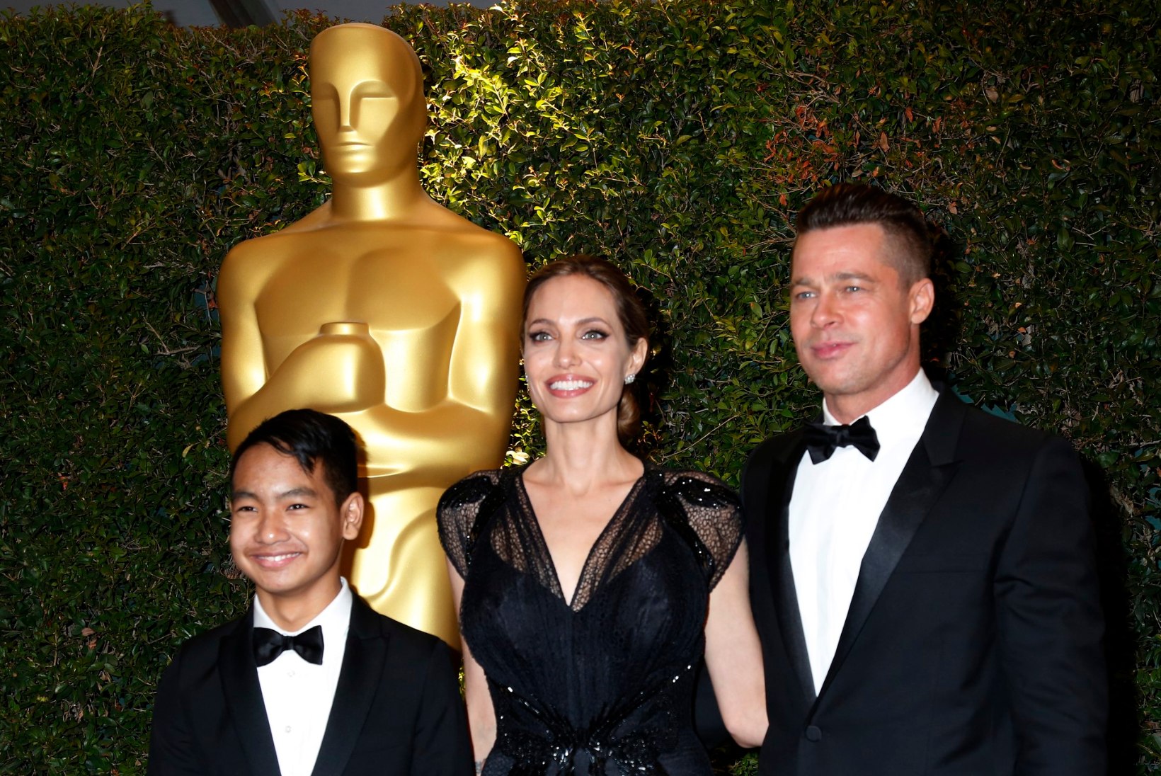 Jolie ja Pitti poeg Maddox tahab protestiks isa perekonnanimest loobuda 