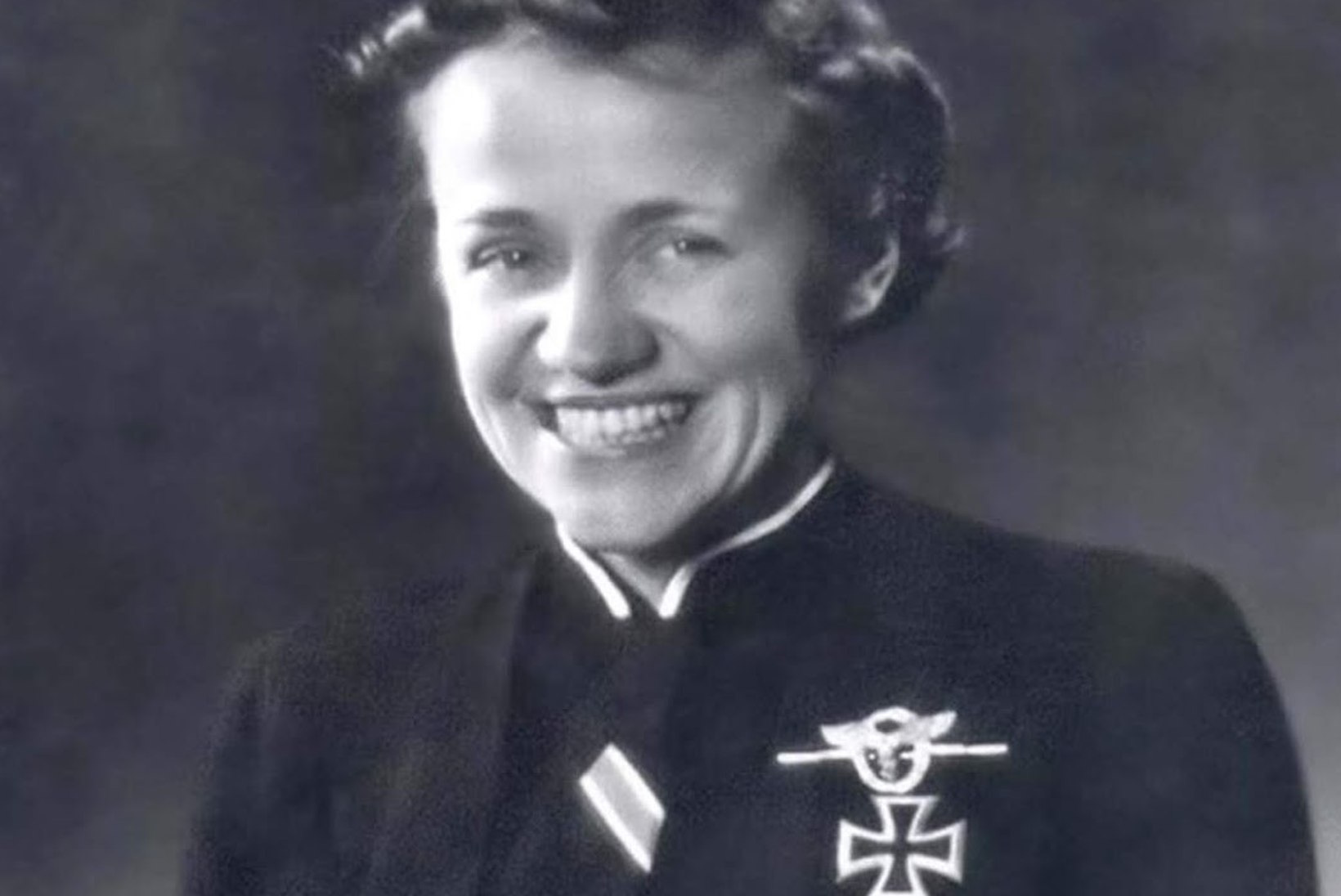 Kartmatul lennukipiloodil Hanna Reitschil oli võimalus Hitler päästa