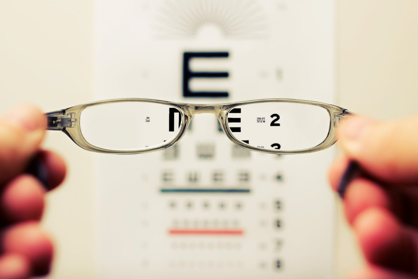HEA TEADA! Nüüdsest on silmade kontrollimine ja prillide hüvitamine tunduvalt lihtsam!