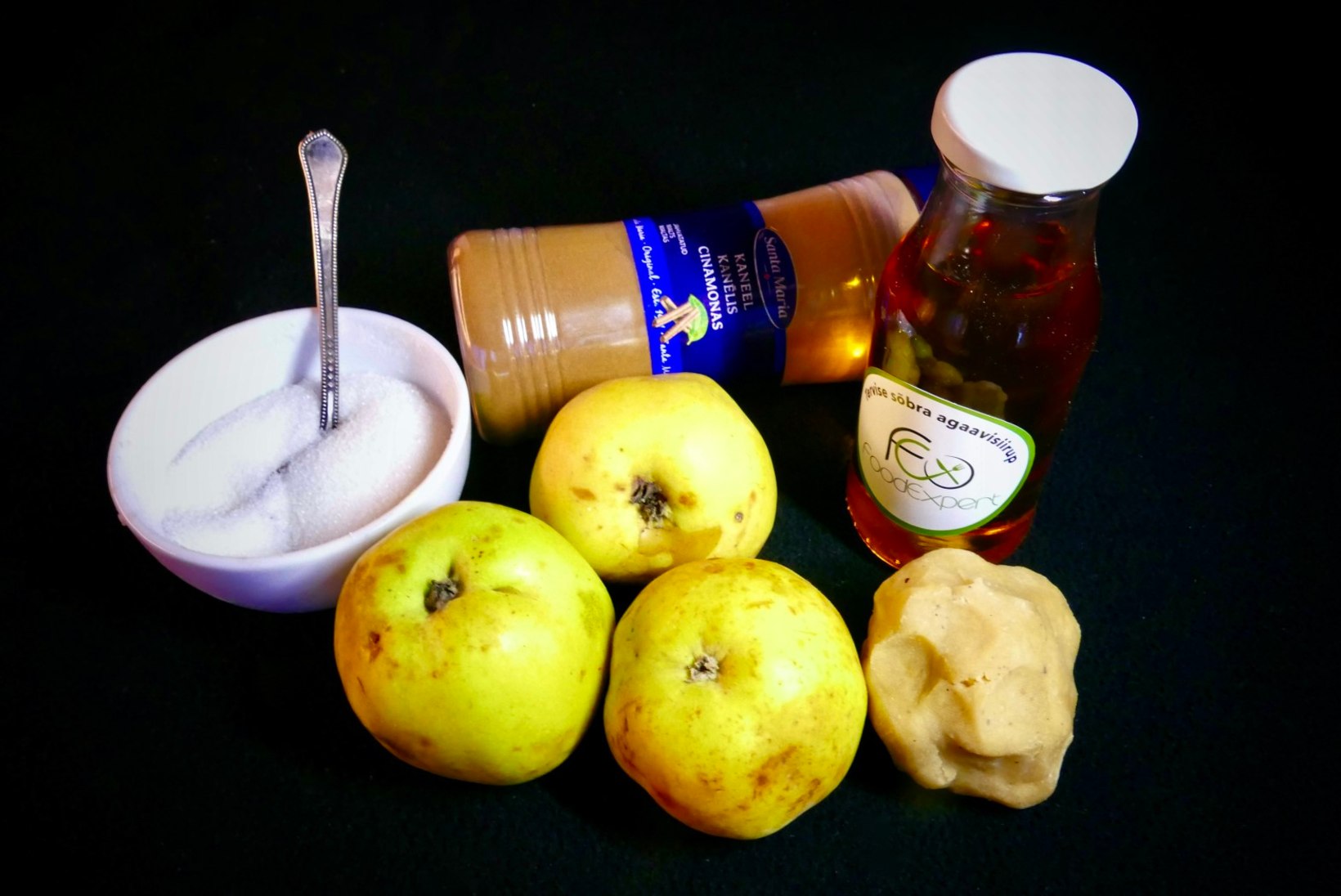 Toomitsa retsept | Õunakook sidrunikastmega
