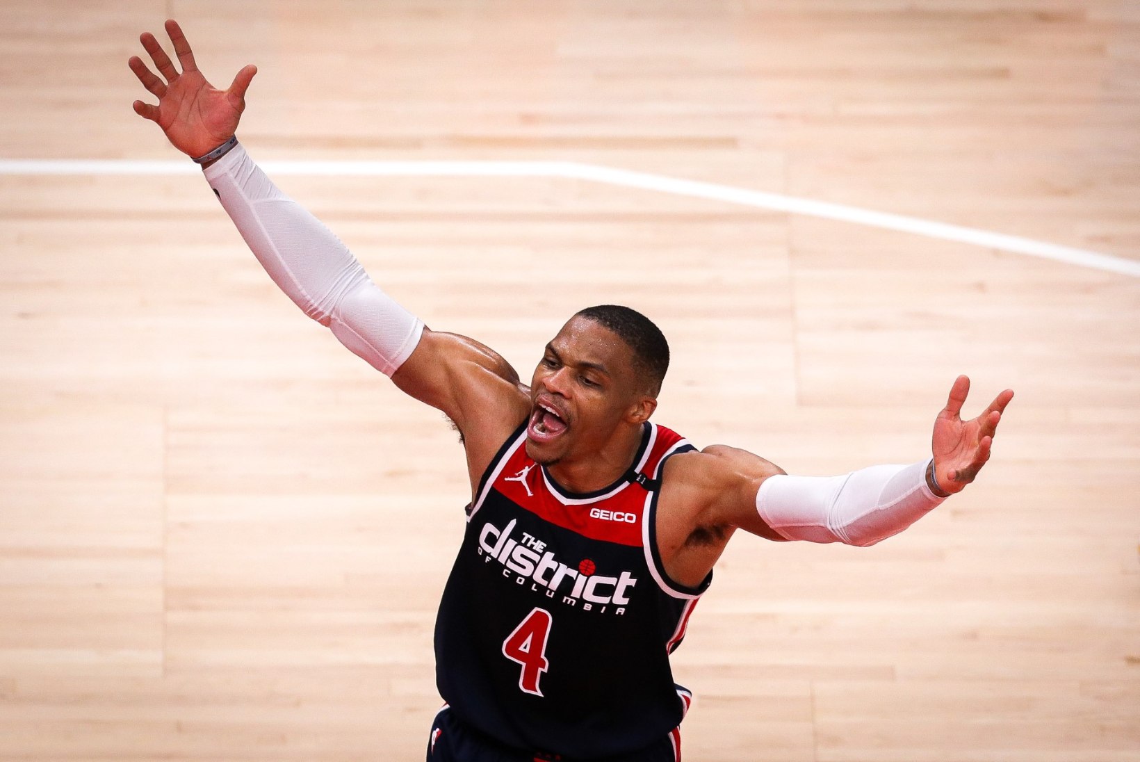 VIDEO | ÜLIVÕIMAS! Westbrook purustas igivana NBA rekordi