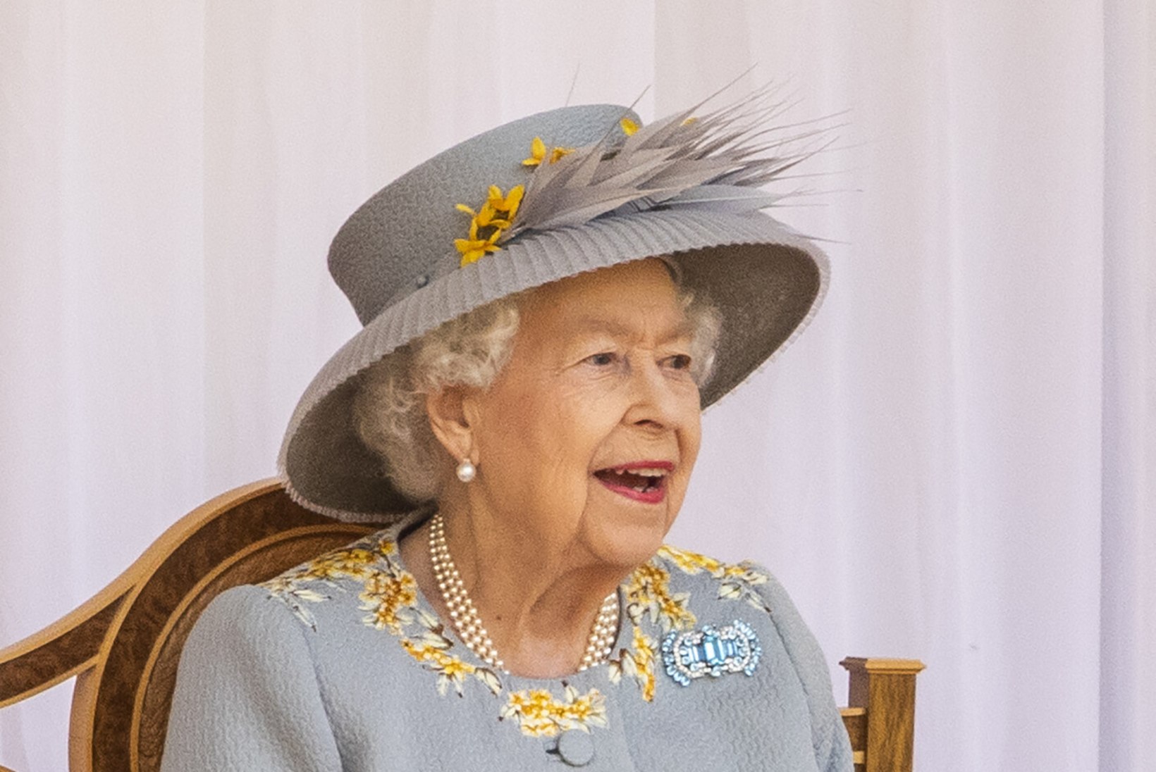 Elizabeth II osales oma sünnipäevaparaadil esmakordselt ilma Philipita