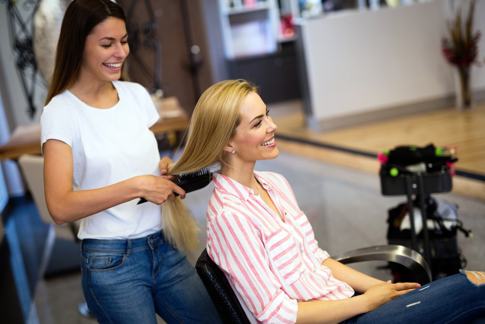 Kas sinu juuksur või kosmeetik hoiab ikka vajalikku hügieeni?