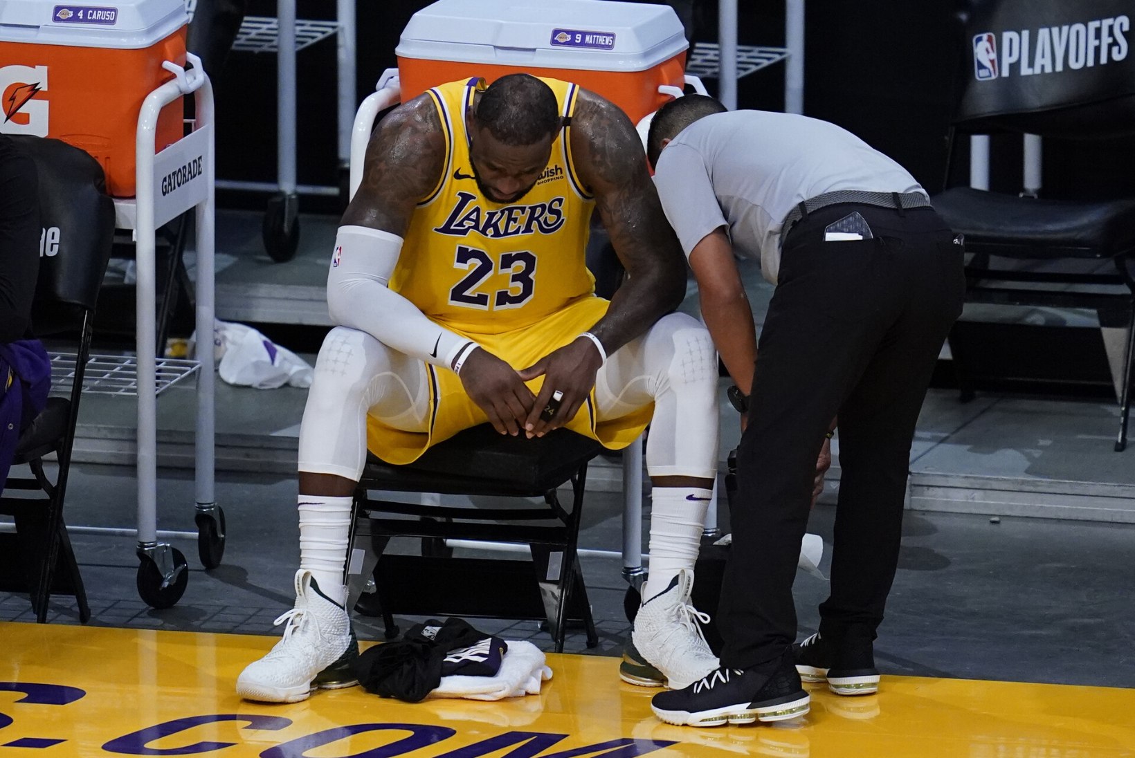 VIDEO | Tiitlikaitsja Los Angeles Lakers kukkus NBAs konkurentsist