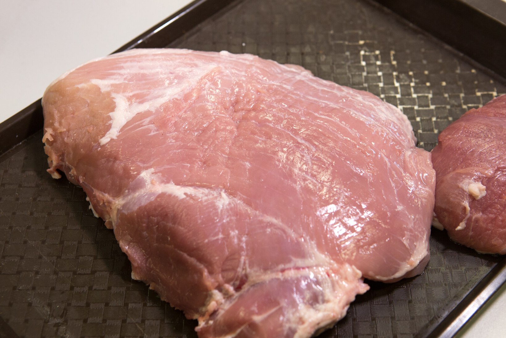 Lugejakiri | Pettunud klient: miks ostetud liha nii hall oli?!