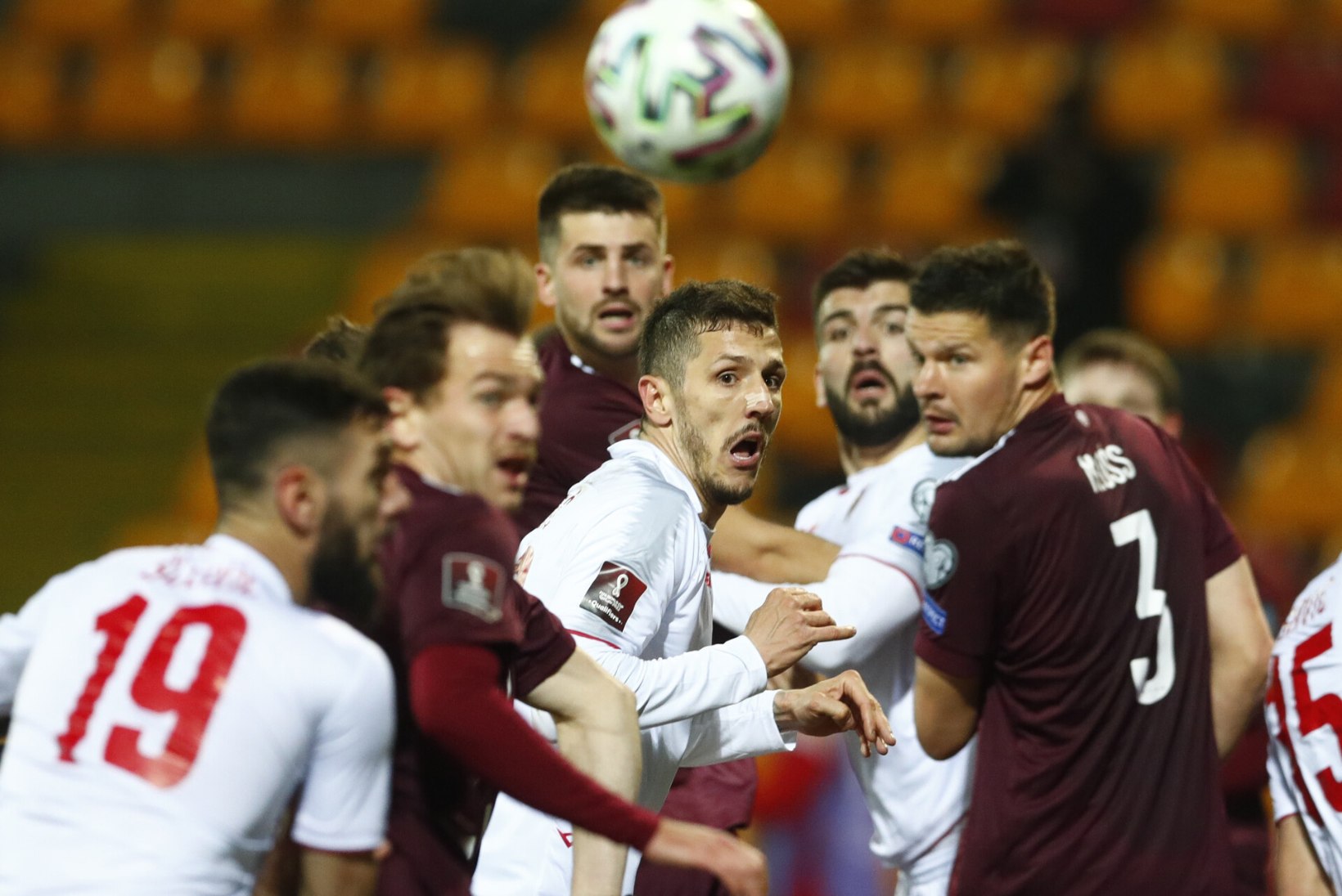 Läti jalgpallur andis positiivse koroonaproovi, mis võib koondise mänguks Eestiga isolatsiooni saata