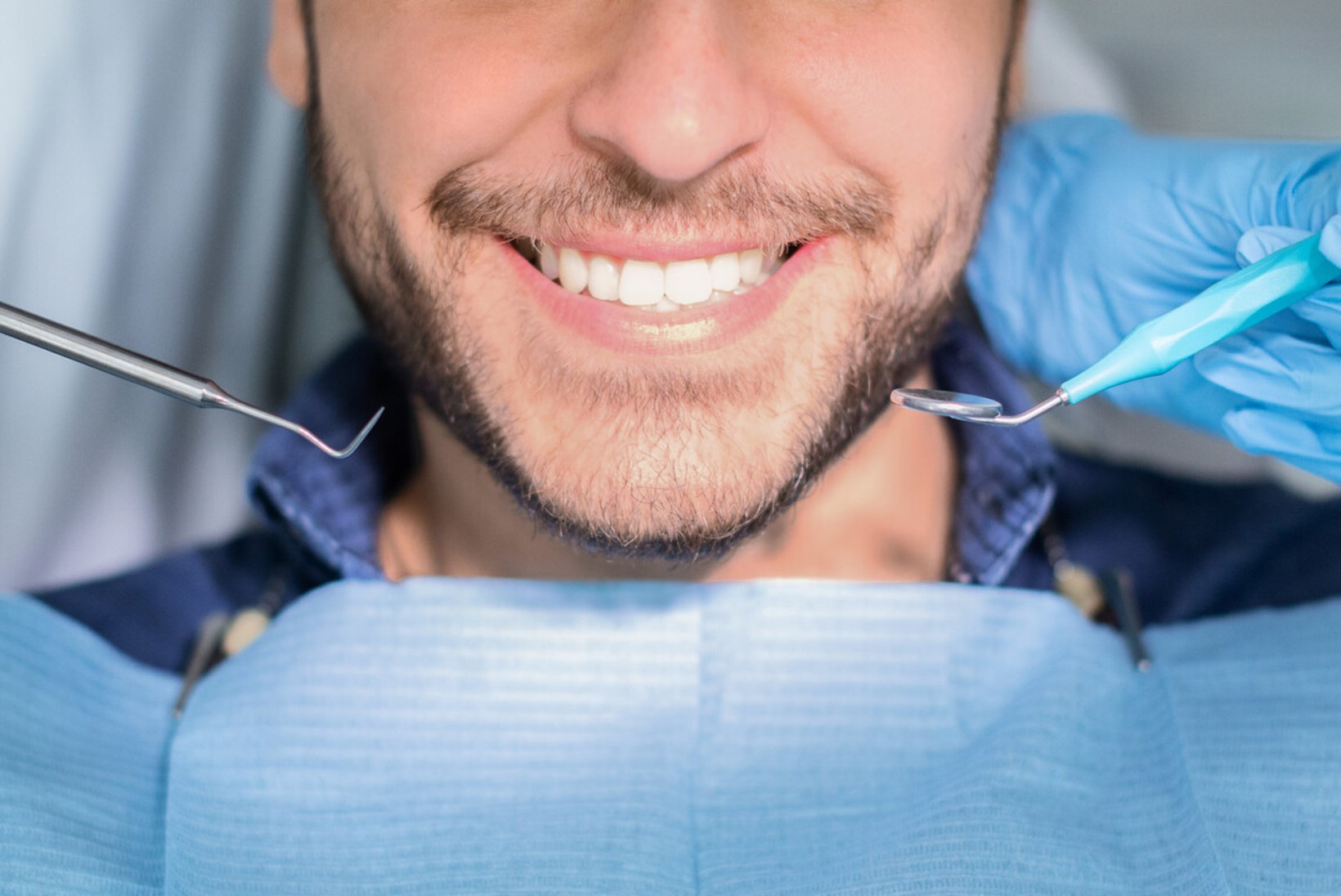 Kuidas valida hambaproteesi – milline neist on mugavaim ja loomulikum?