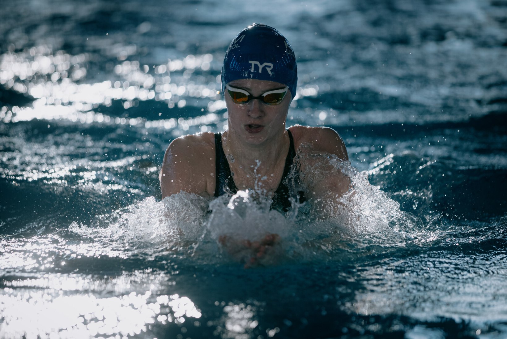 Olümpiaks valmistuv ujumistalent Jefimova võitis juunioride EMil teise medali