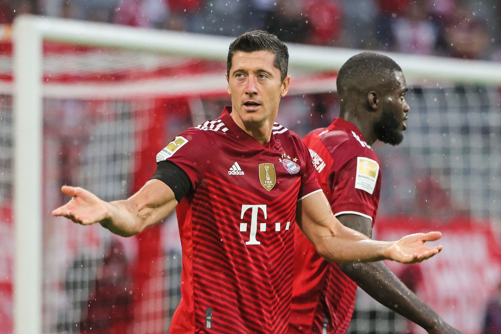 VIDEO | Bayern avas võiduarve, Lewandowski jätkas võimsat seeriat