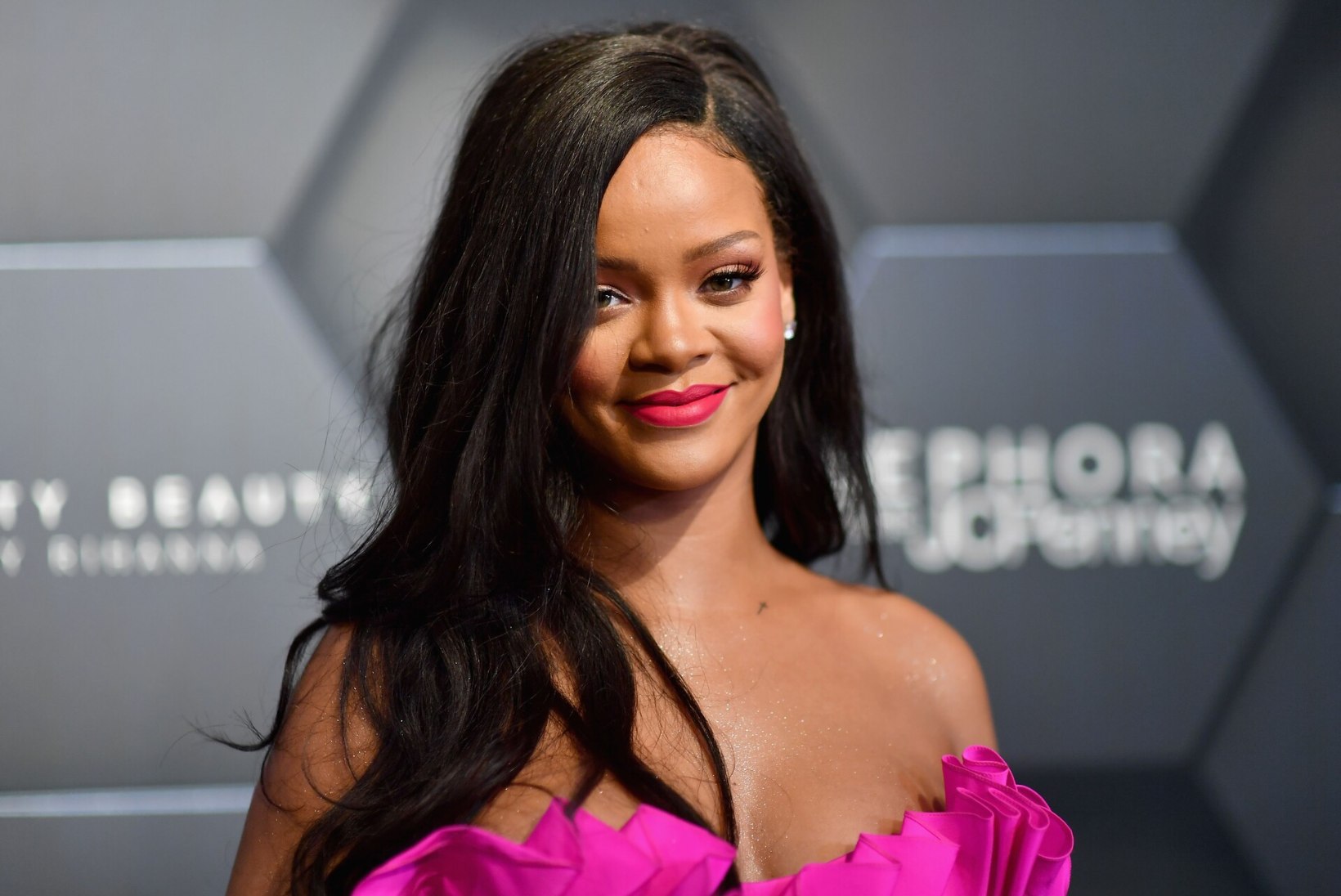  Rihanna tõusis maailma rikkaimaks naismuusikuks