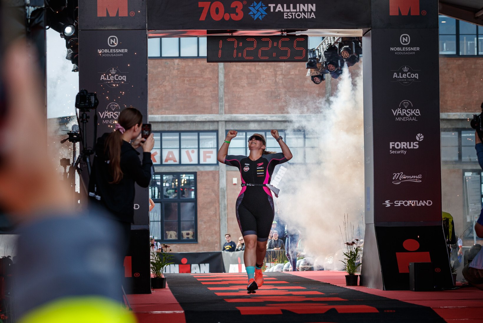 TOHUTU ENESEÜLETUS! Luisa Rõivas Ironmani läbimisest: väga palju naisi on minult innustust saanud