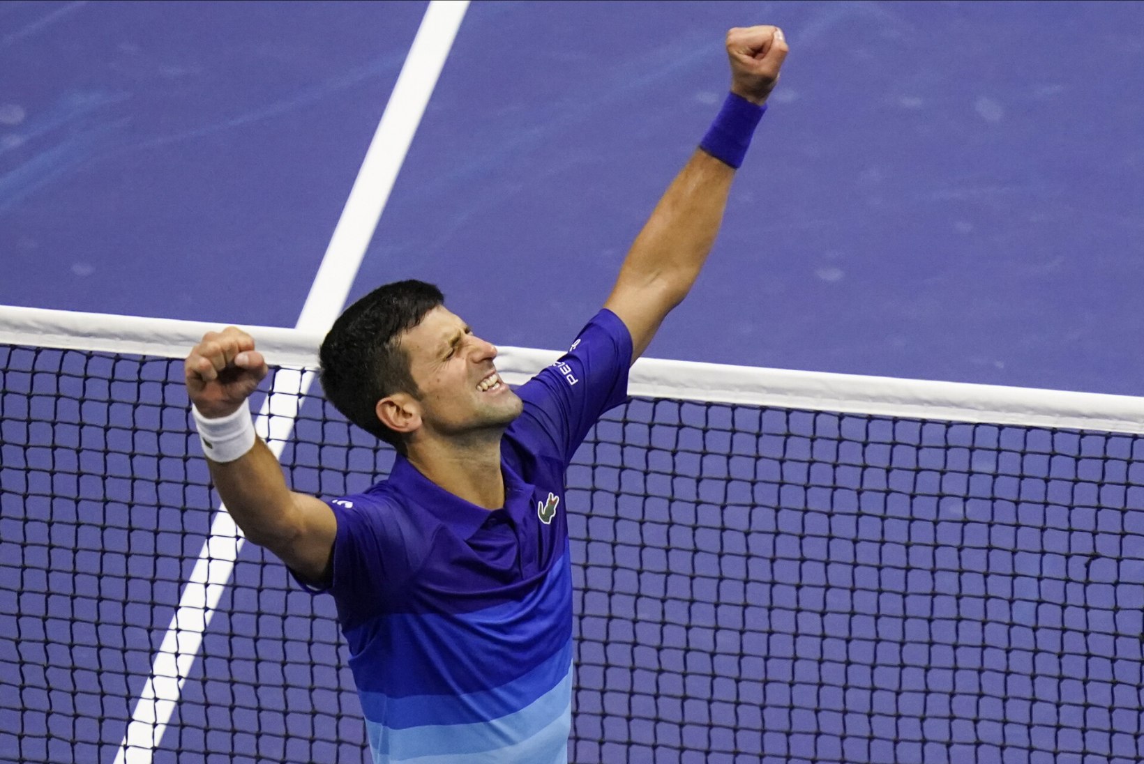 VIDEO | Pika lahingu järel finaali jõudnud Djokovic on rekordi purustamisest ühe võidu kaugusel