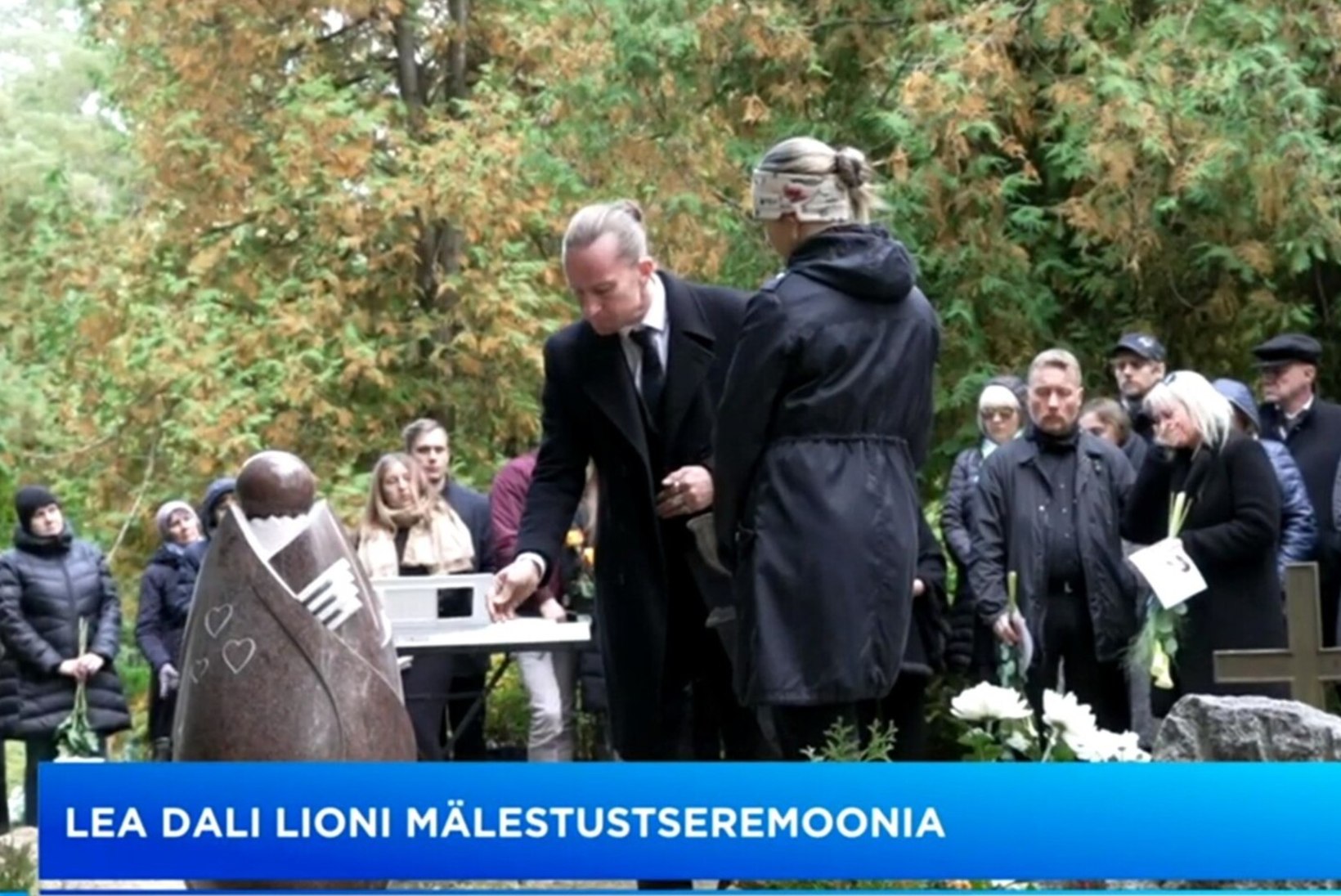 TV3 VIDEO | Haljala kalmistul jäeti hüvasti laulja Lea Dali Lioniga