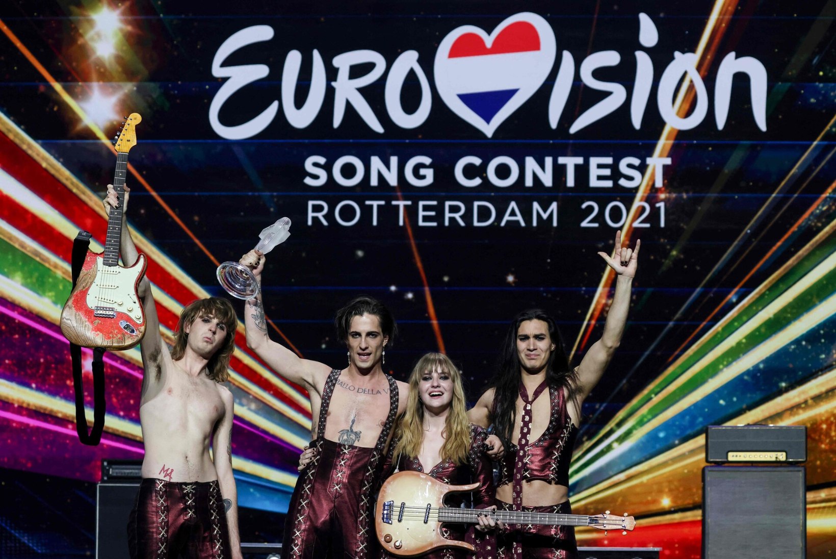 FÄNNID ÄREVIL: miks pole teada järgmise aasta Eurovisioni toimumispaika?