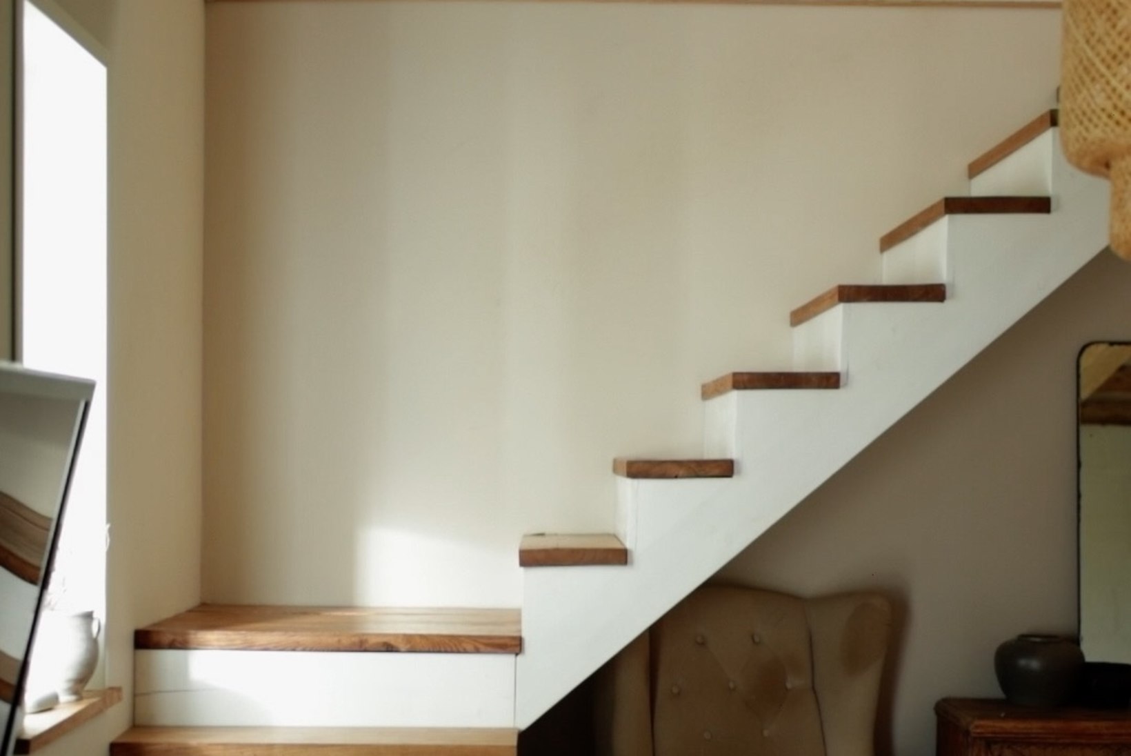 PUUTÖÖ | Meisterda koju minimalistlik ja toekas trepipiire