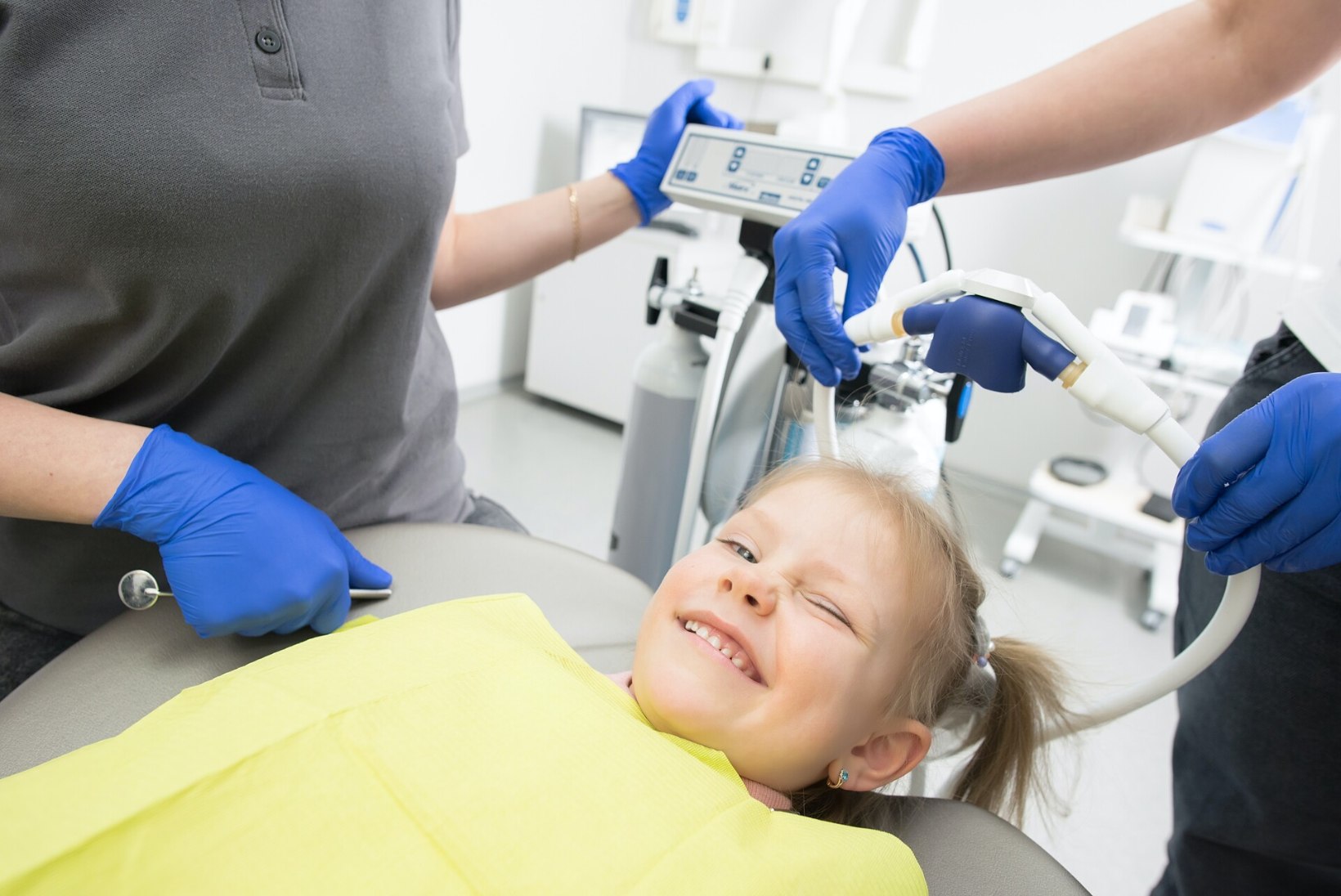 TERVED HAMBAD KOGU ELUKS: kuidas tagada väikelapsele terved ja tugevad hambad?