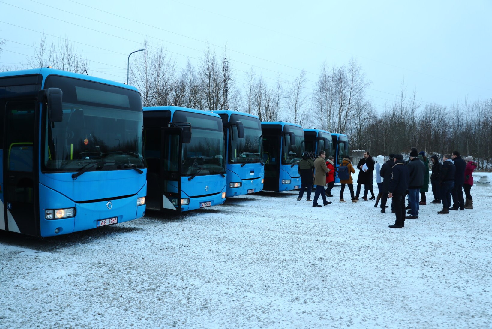FOTOD | Eesti kingib Ukrainale 27 liinibussi, et aidata taastada sealset transporditeenust